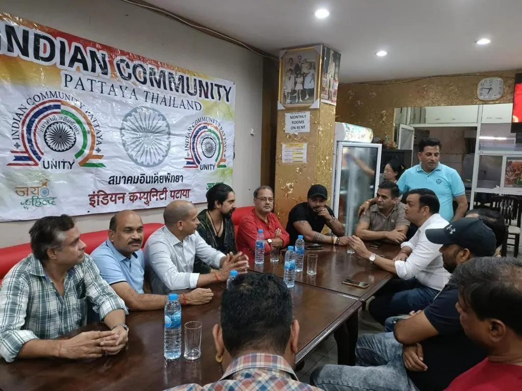 People in new pind balluchi inn