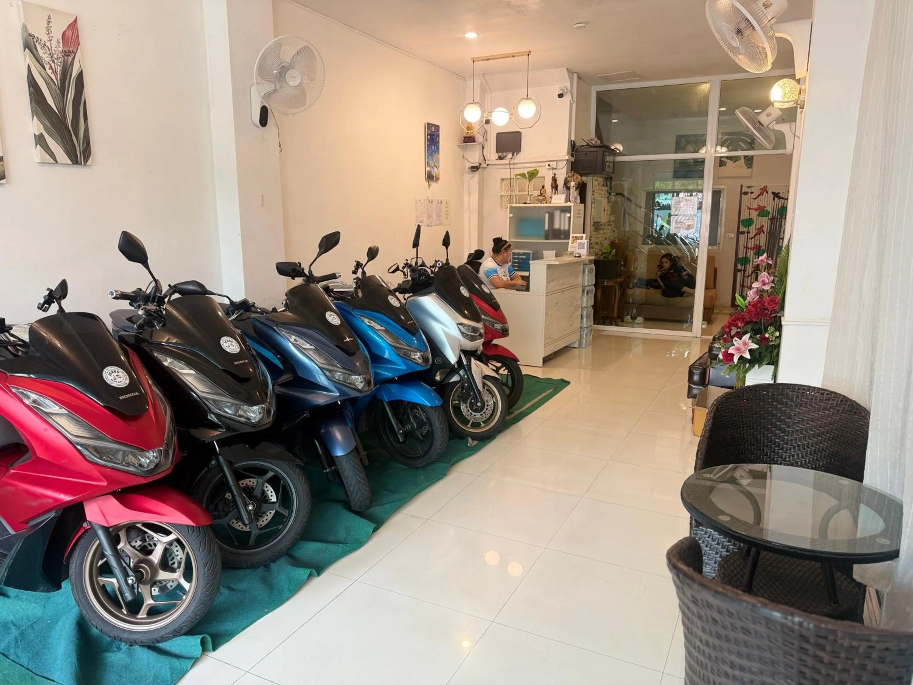 Lobby or reception in COZY Residence Patong