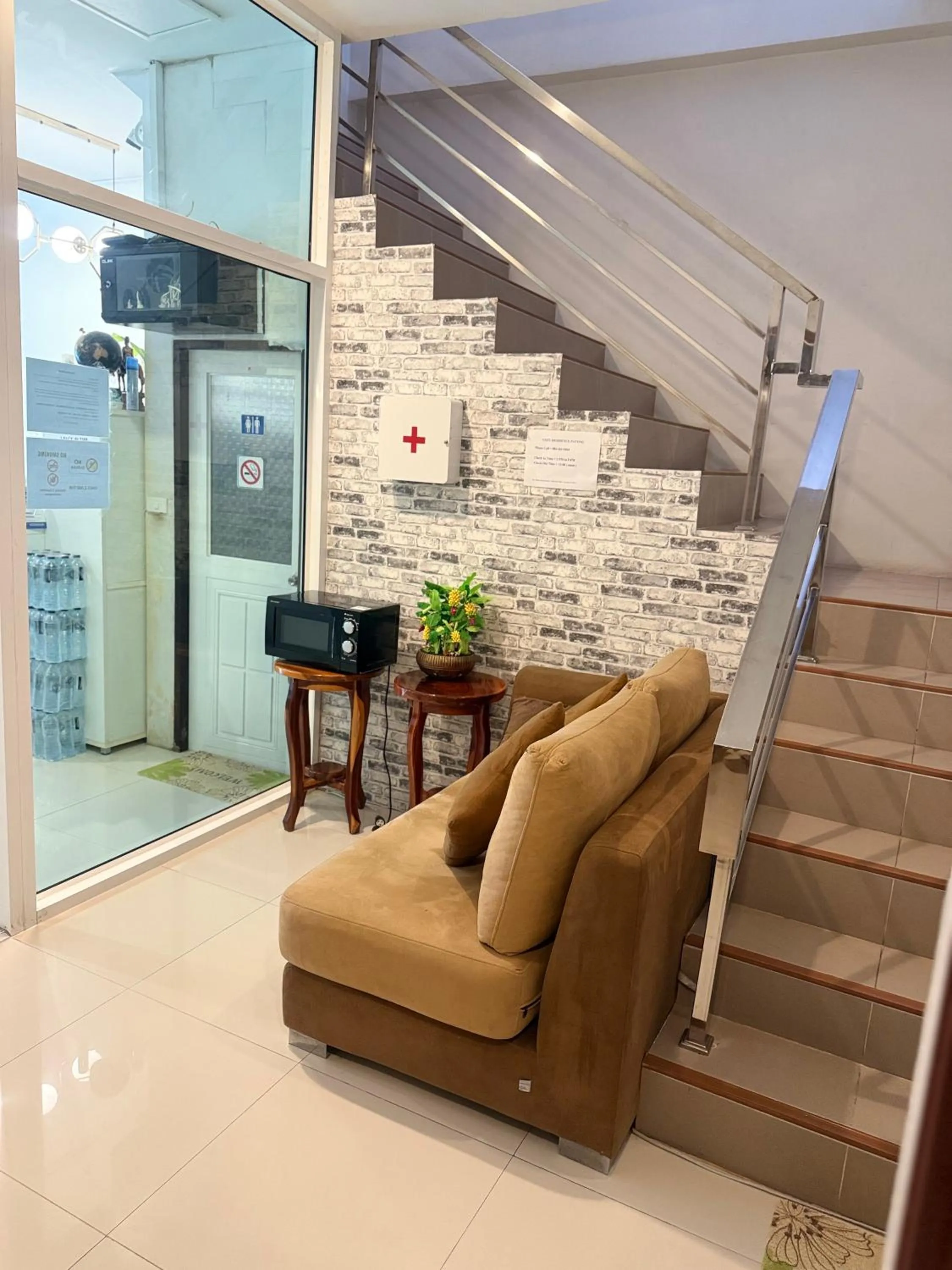 Lobby or reception in COZY Residence Patong