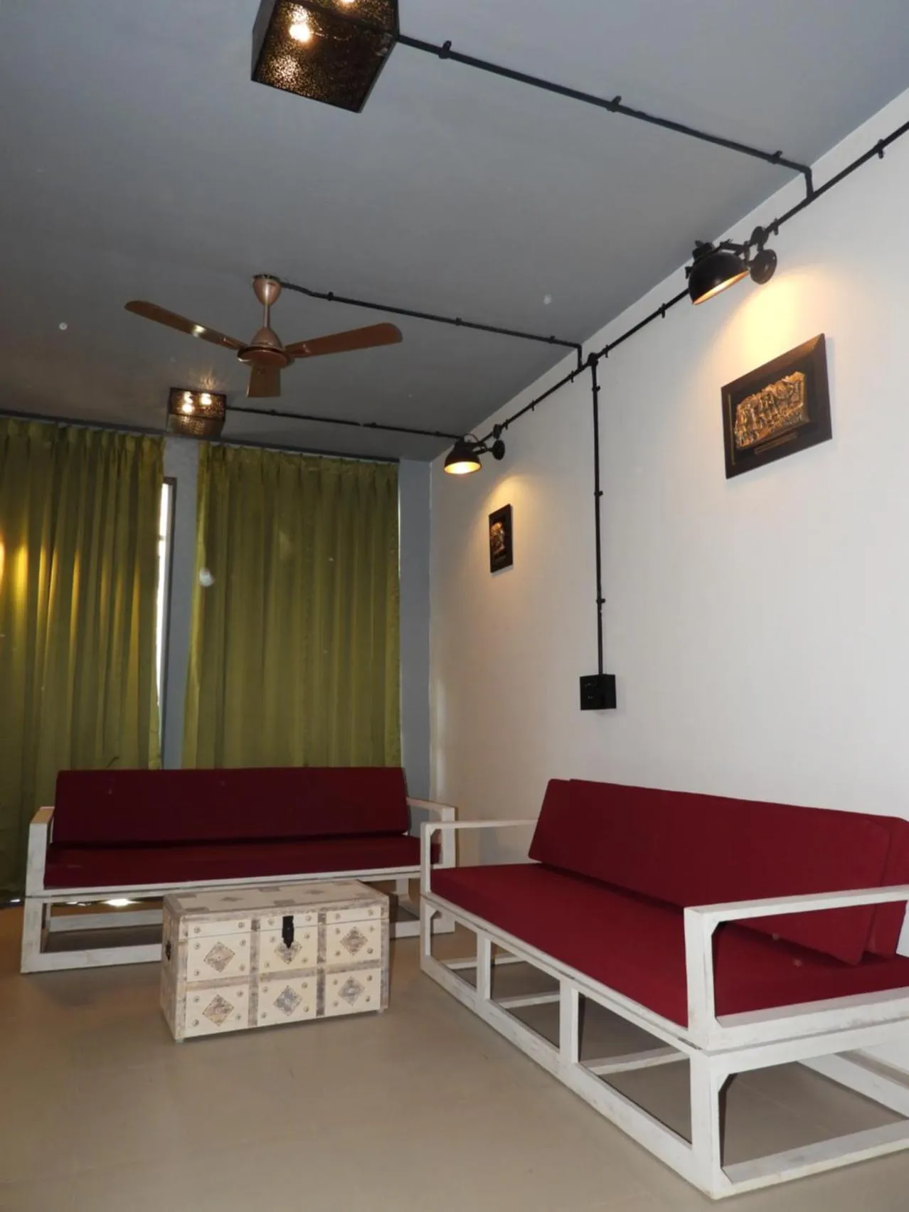 Decorative detail in Mystic Kailasha Kedarnath - Tungnath Valley