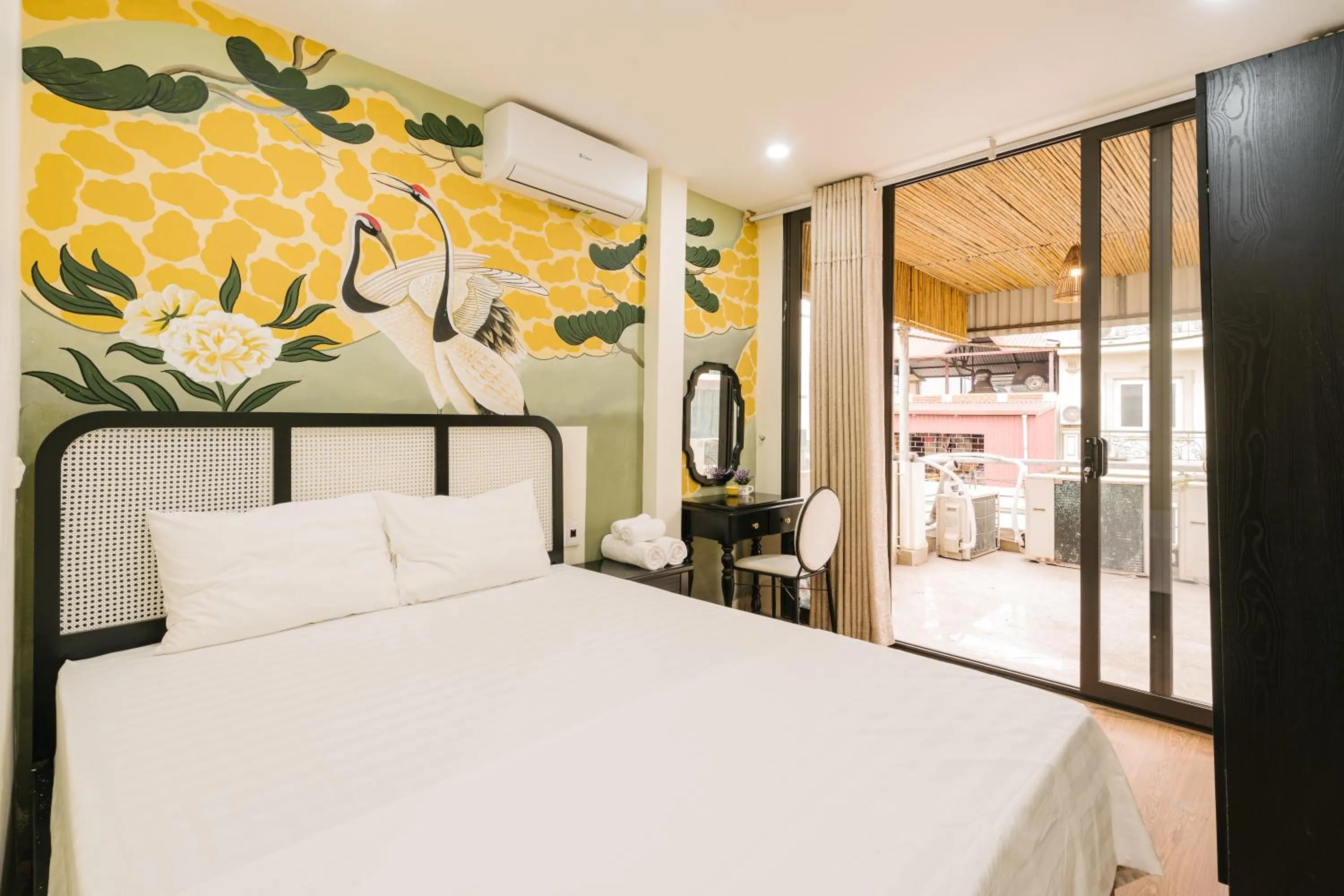 Bed in Sun Clover Boutique Hotel