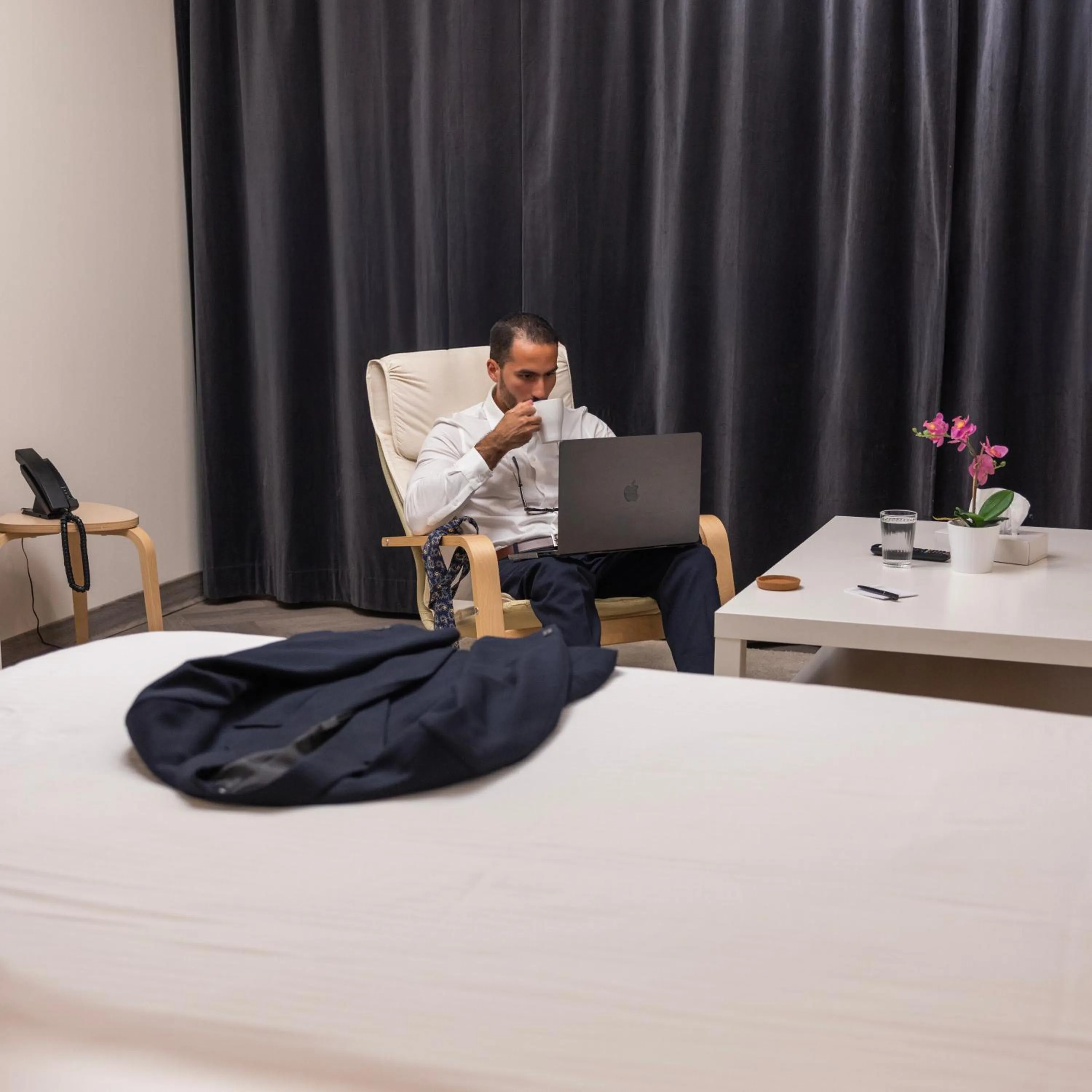 People, Bed in Riggae Tower Hotel