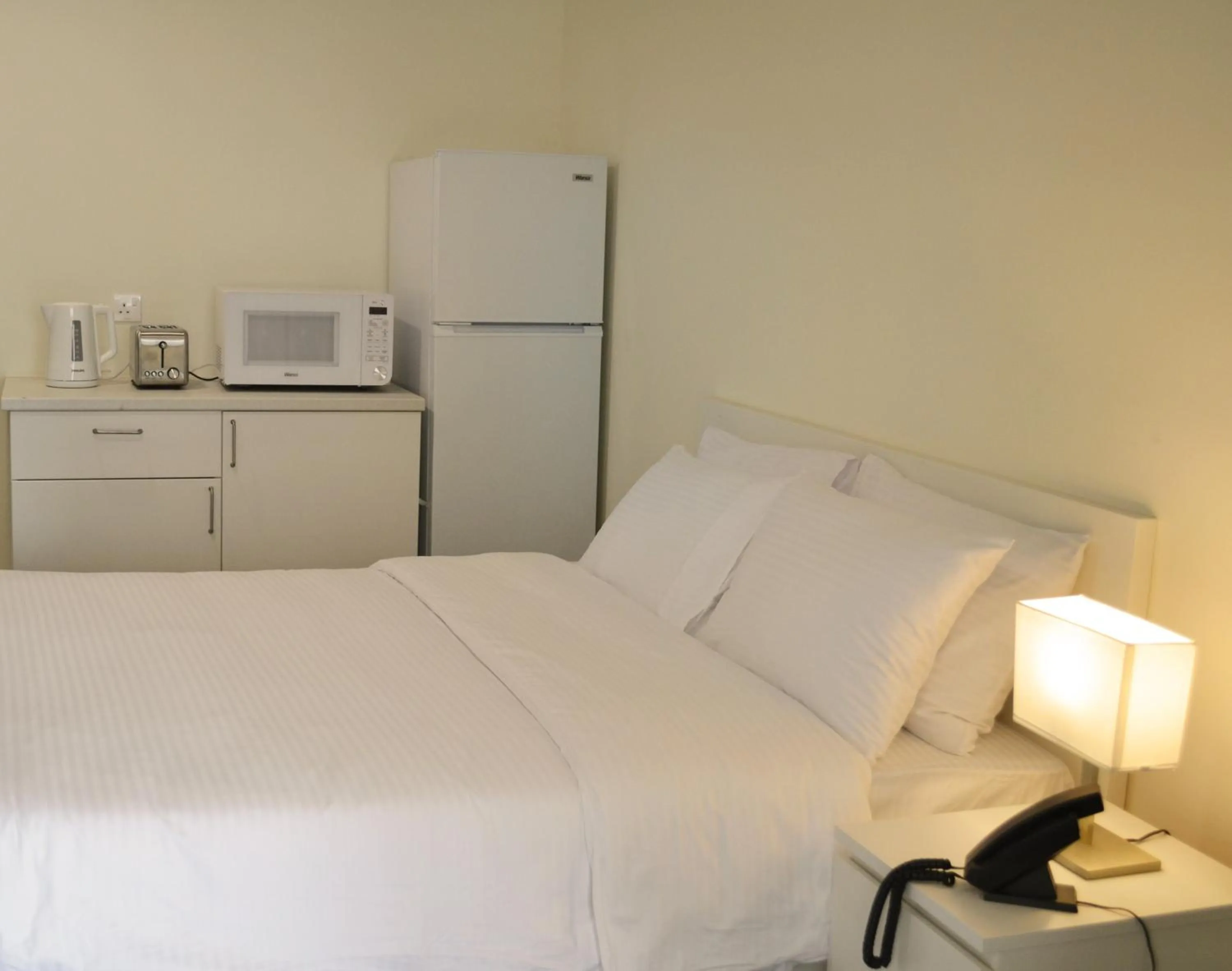 Photo of the whole room, Bed in Riggae Tower Hotel