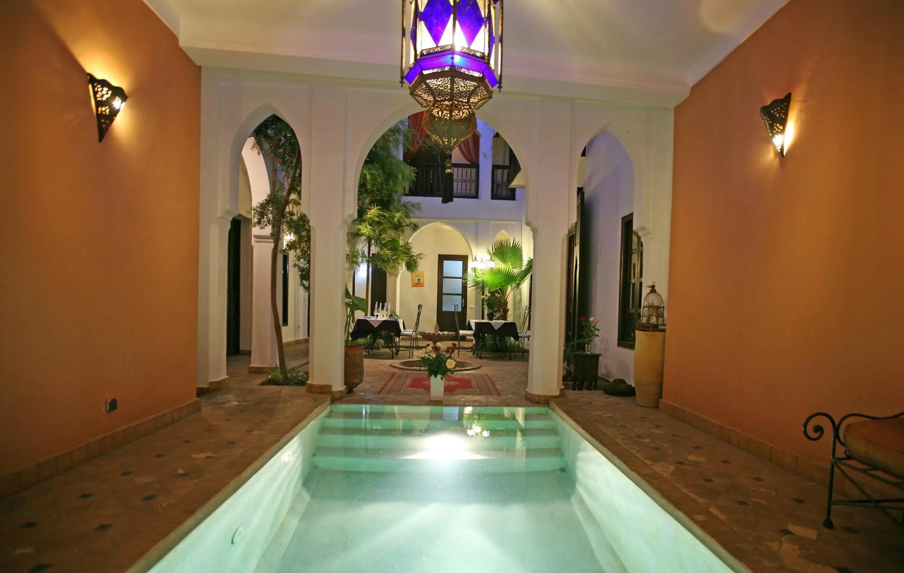 Swimming pool in Riad Alwane