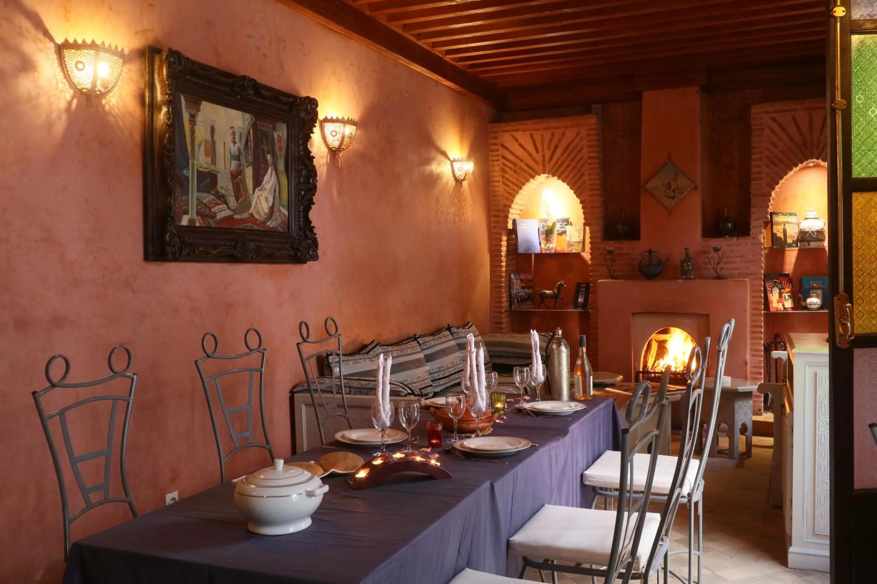Dining area in Riad Alwane