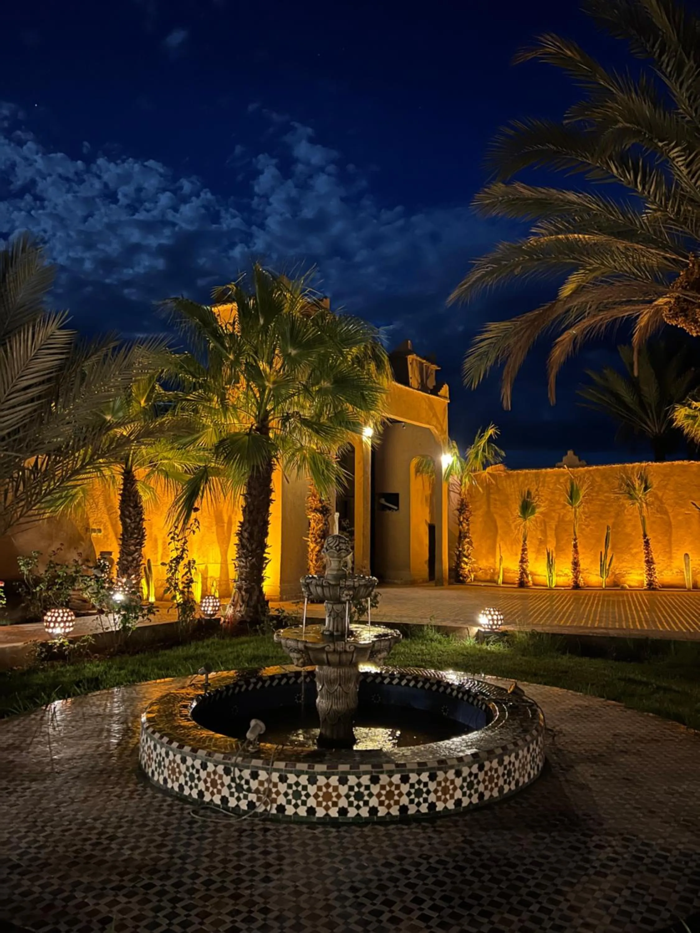 Night in Kasbah des cyprès
