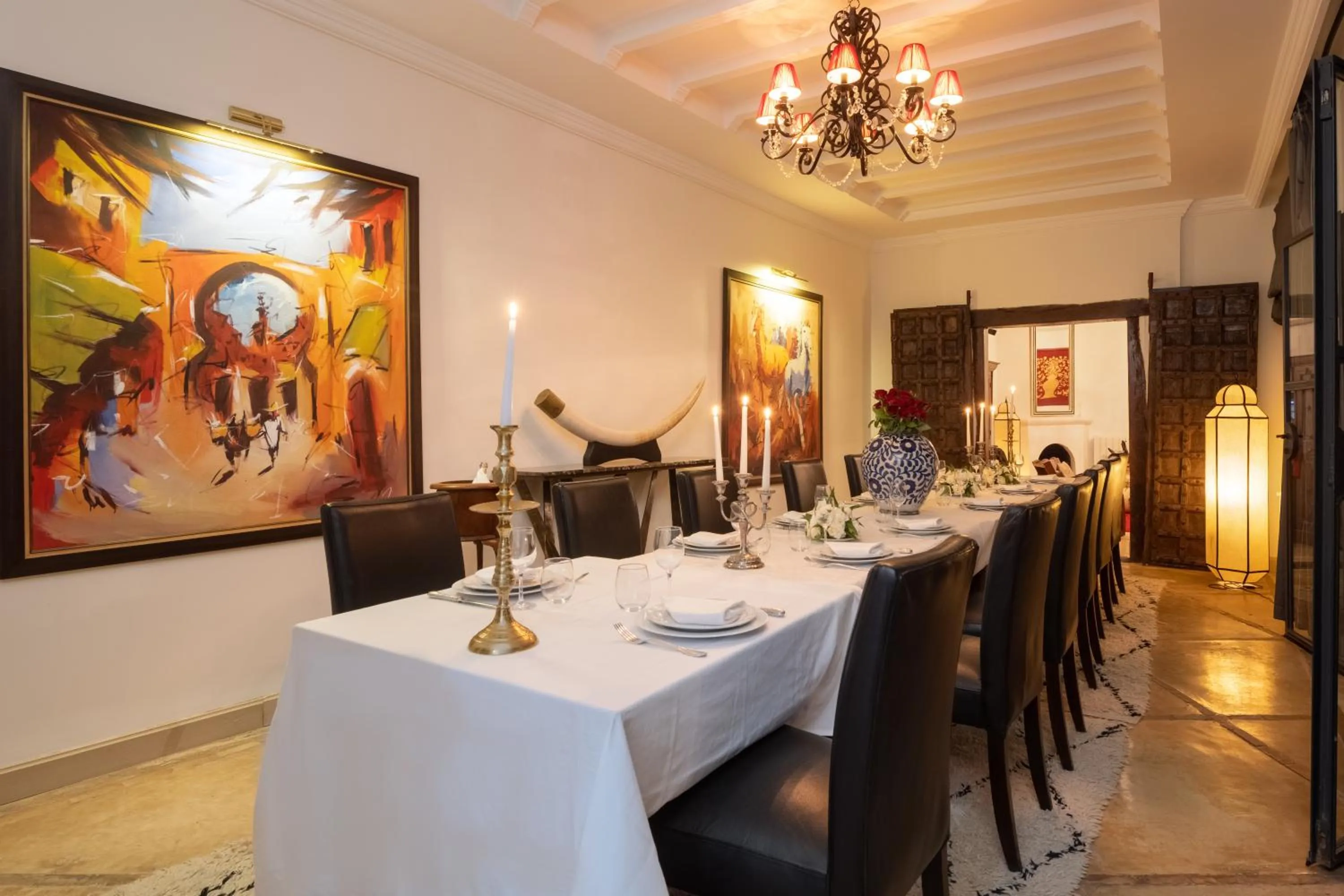 Restaurant/places to eat in Riad Alma