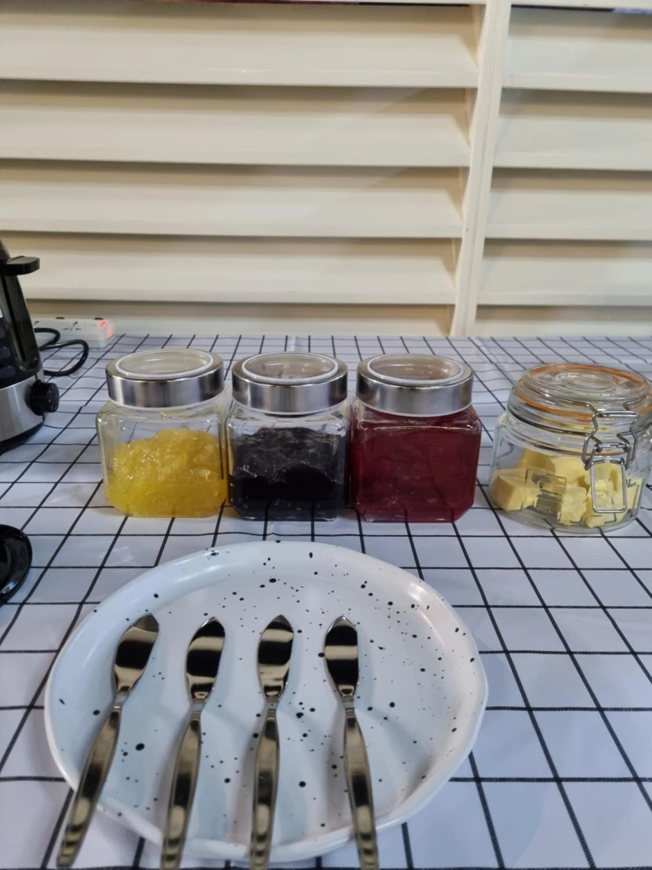 Food and drinks in Met A Space Pod @Phrom Phong