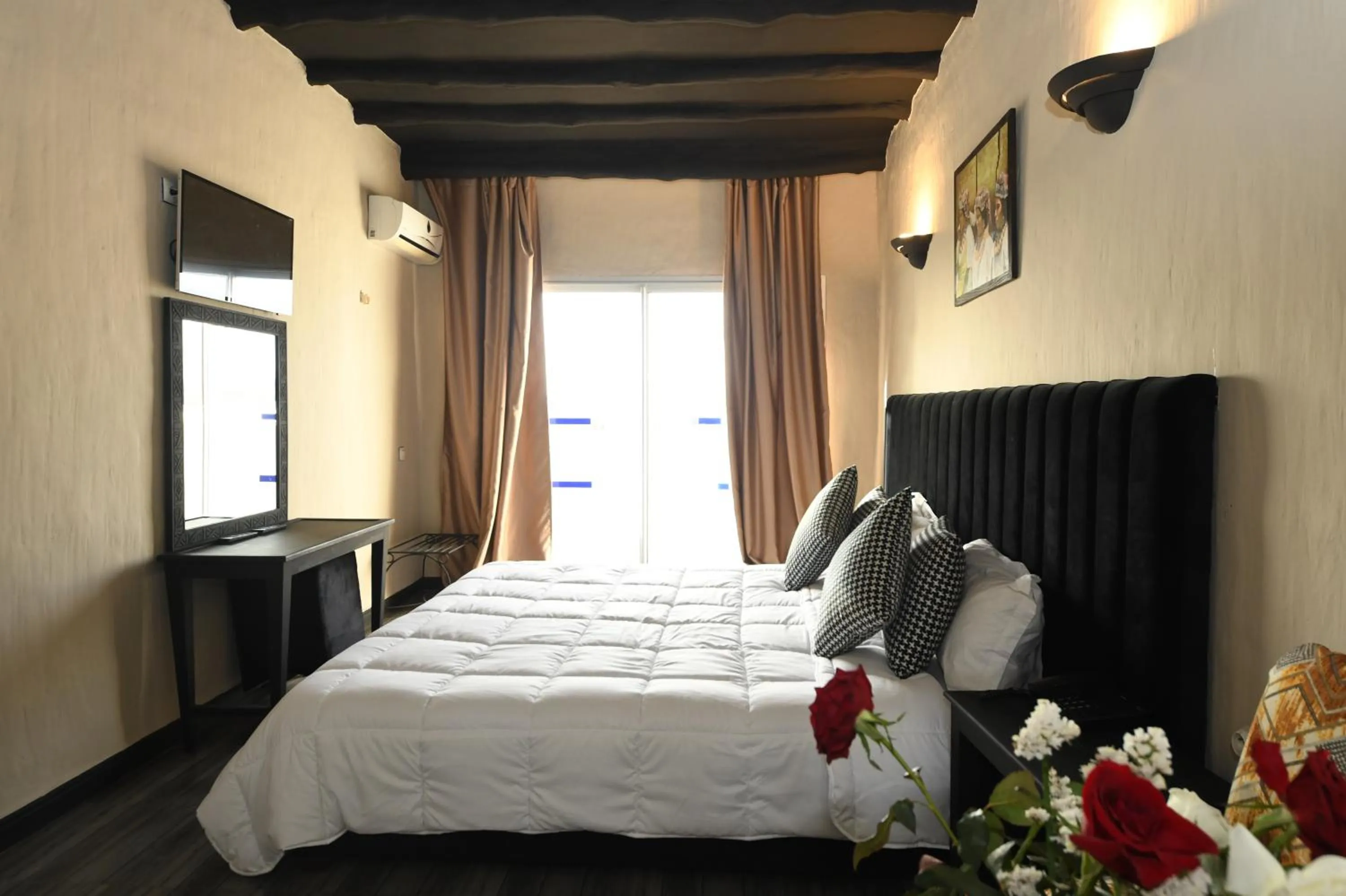 TV and multimedia, Bed in Agyad Maroc Appart-Hotel