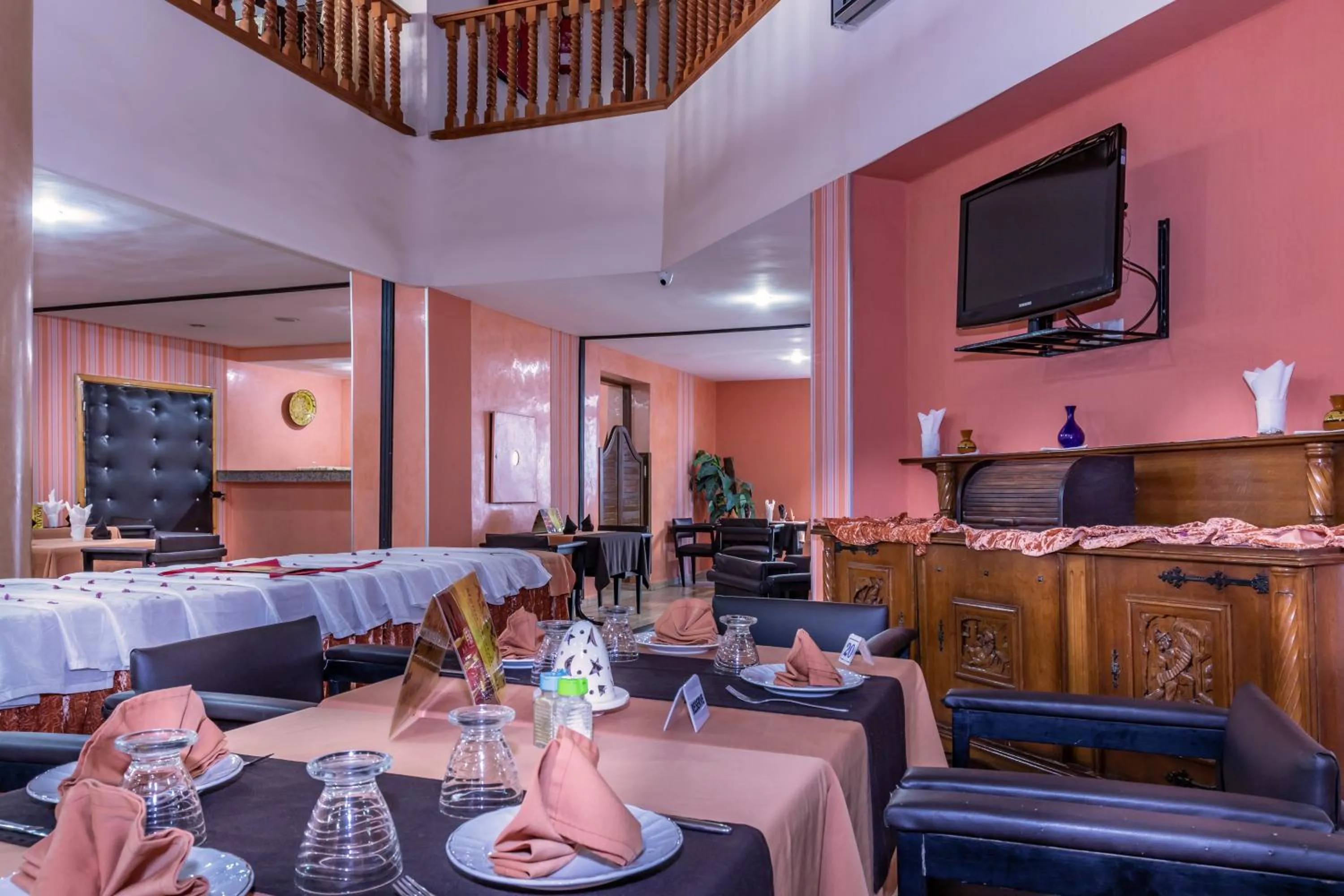 Restaurant/places to eat in Agyad Maroc Appart-Hotel