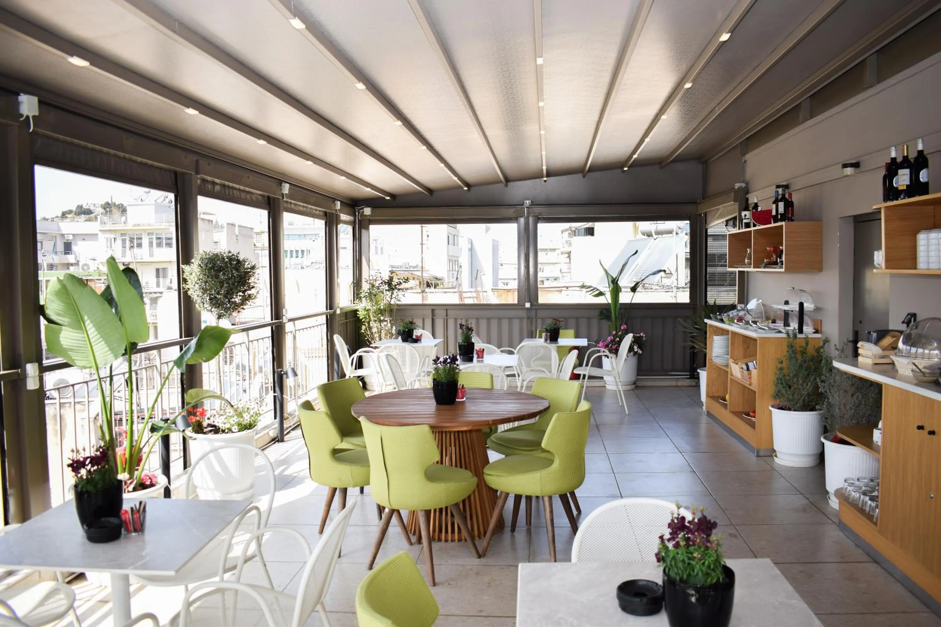 Breakfast in Urban Frame Acropolis