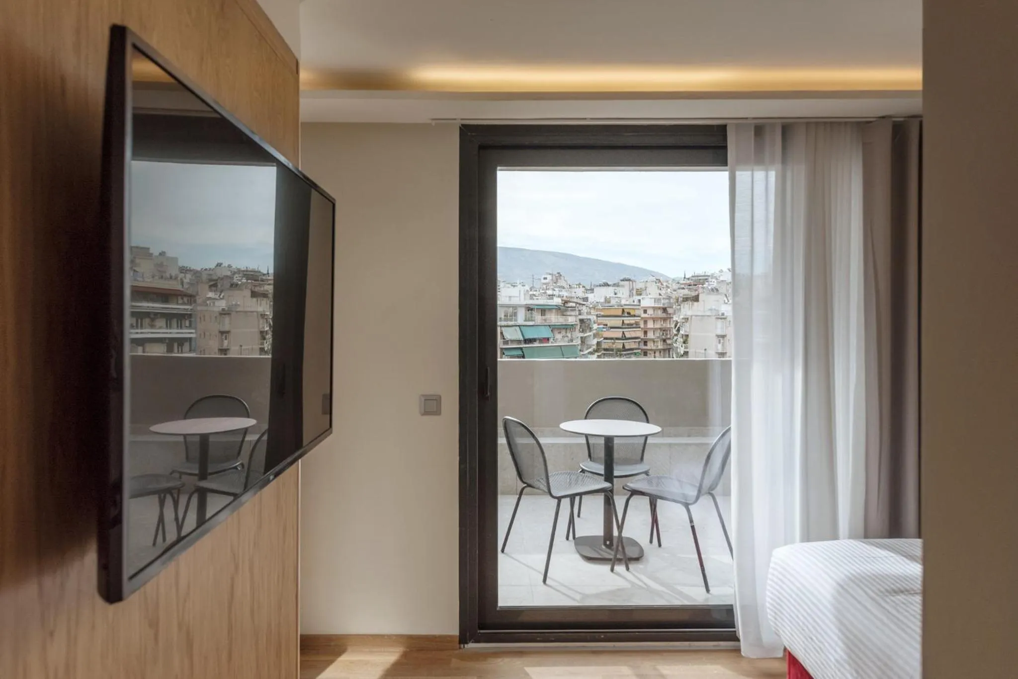 TV and multimedia in Urban Frame Acropolis