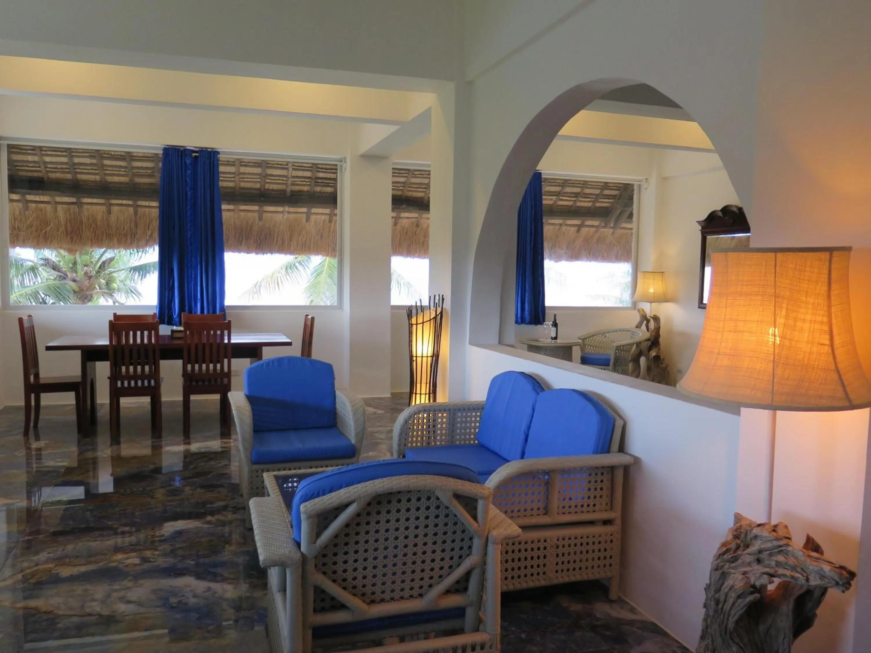 Living room in The Wild Orchid Resort - Moalboal