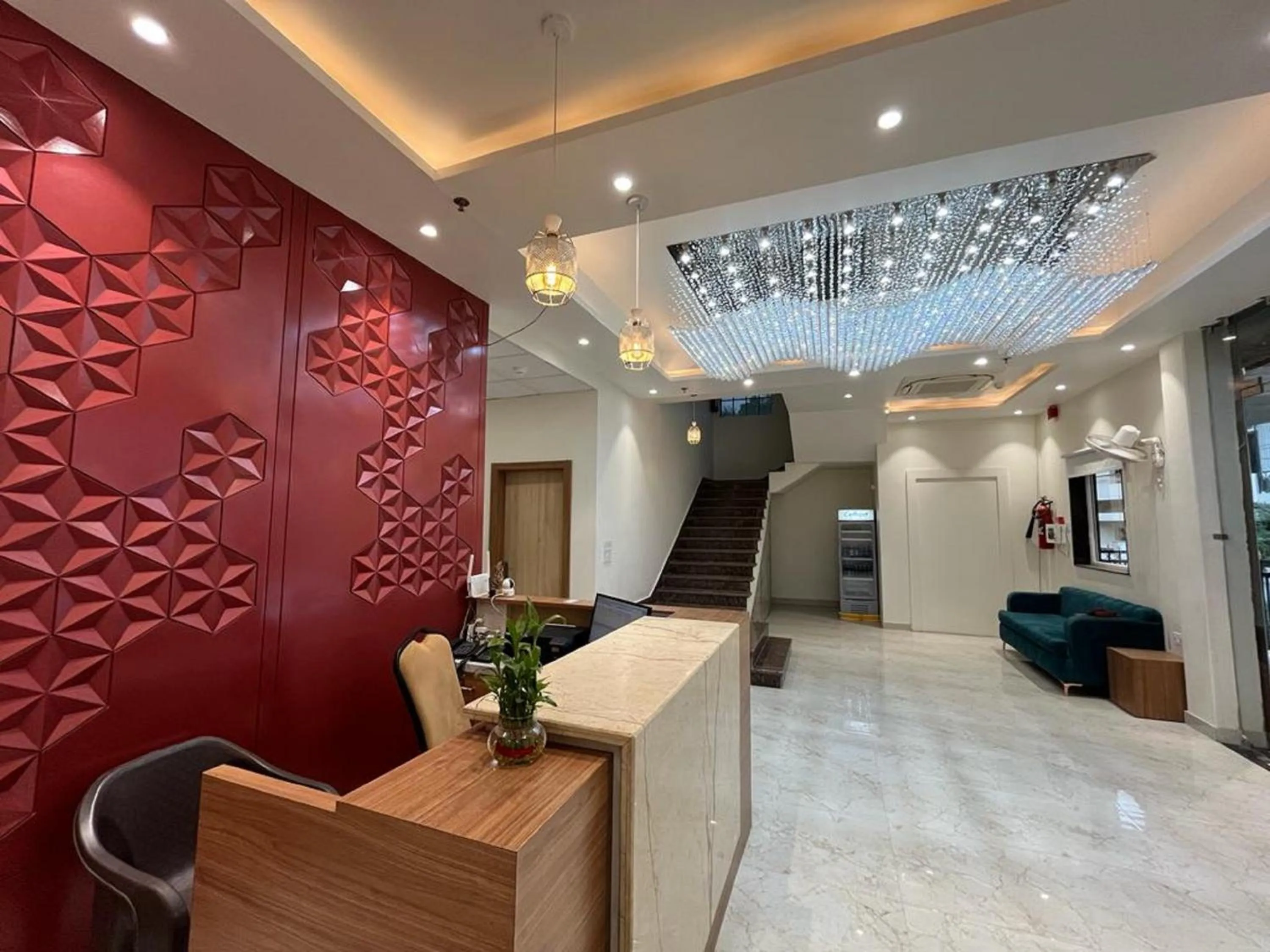 Living room in Hotel Satsang Grand