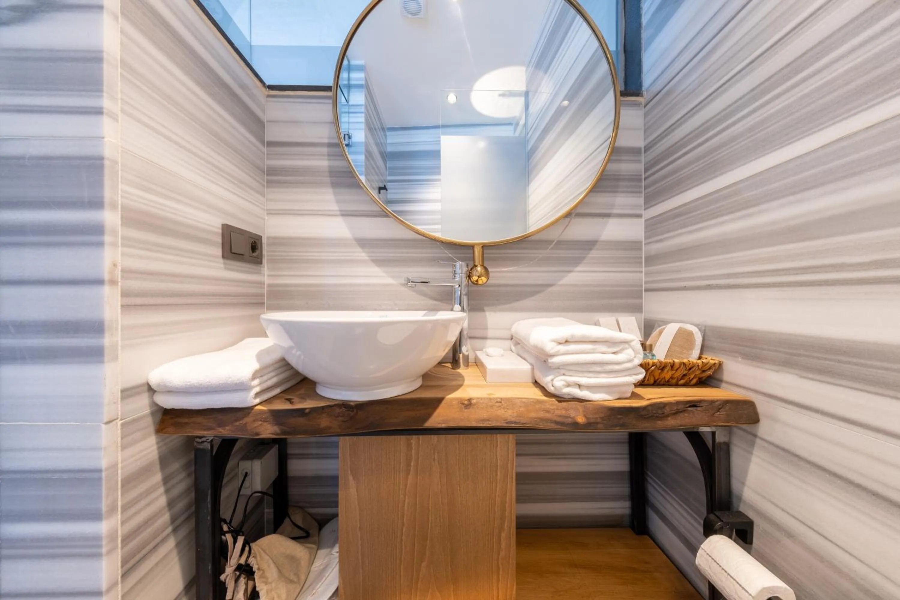 Bathroom in Hotel Balo