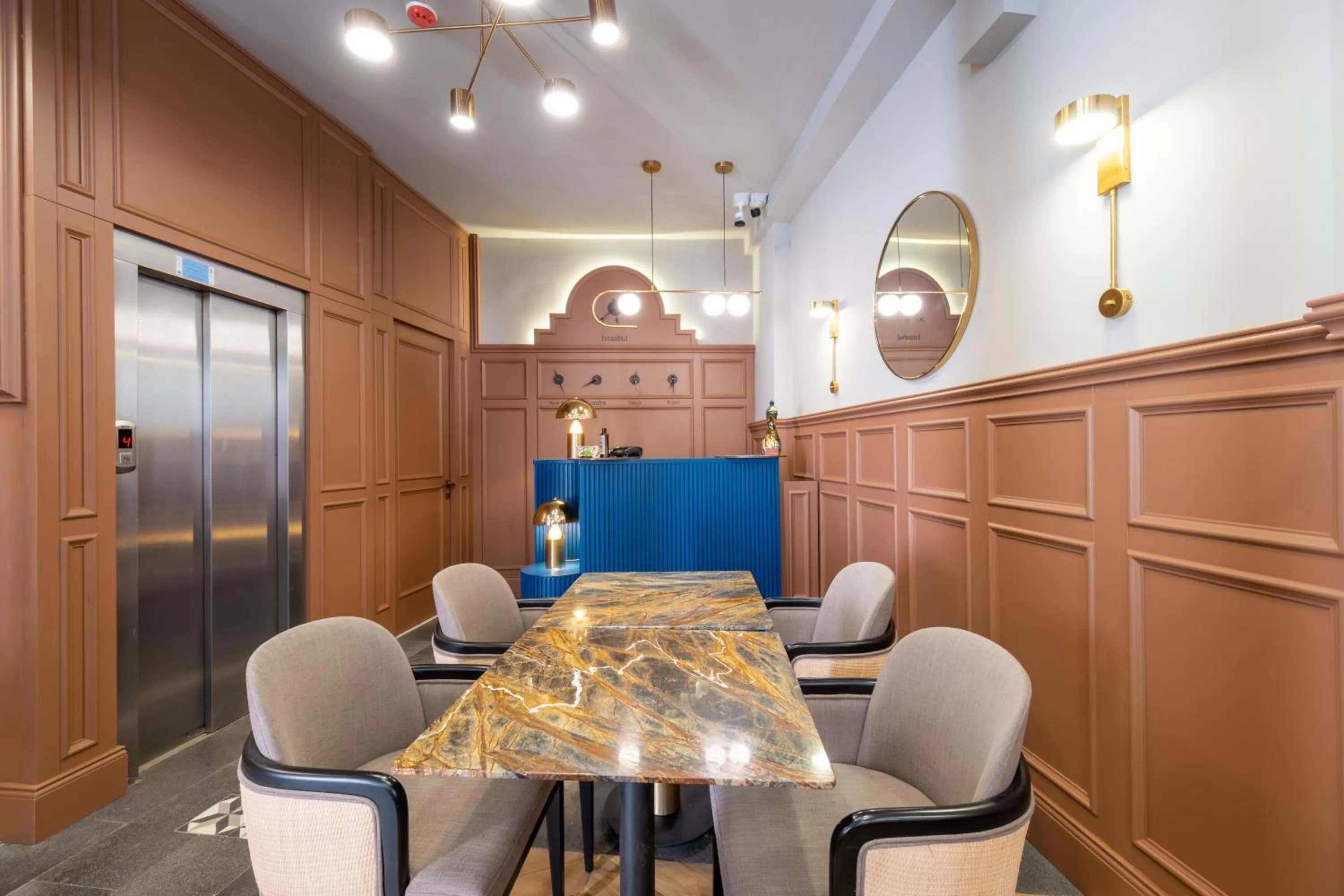 Seating area in Hotel Balo