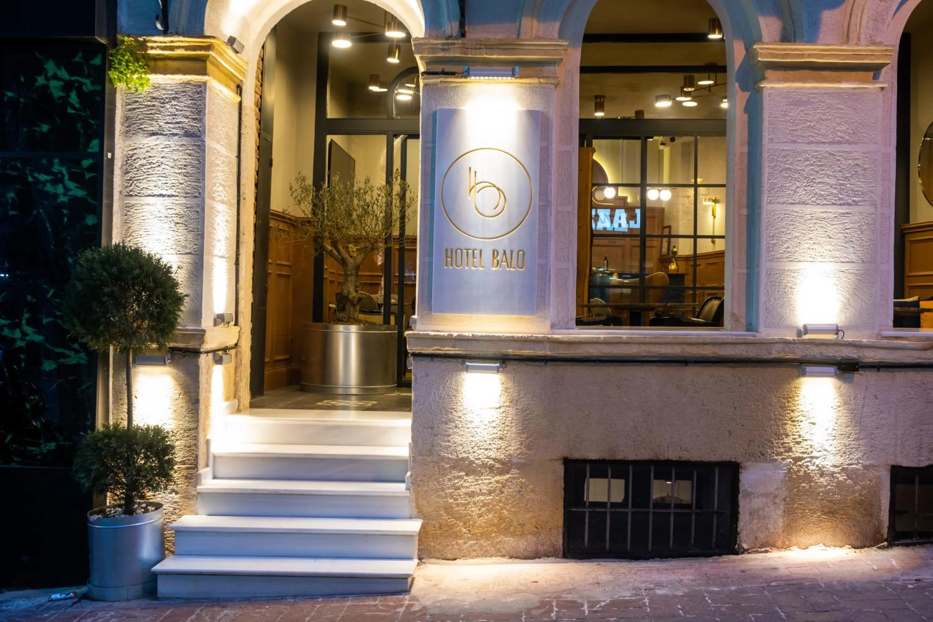 Facade/entrance in Hotel Balo