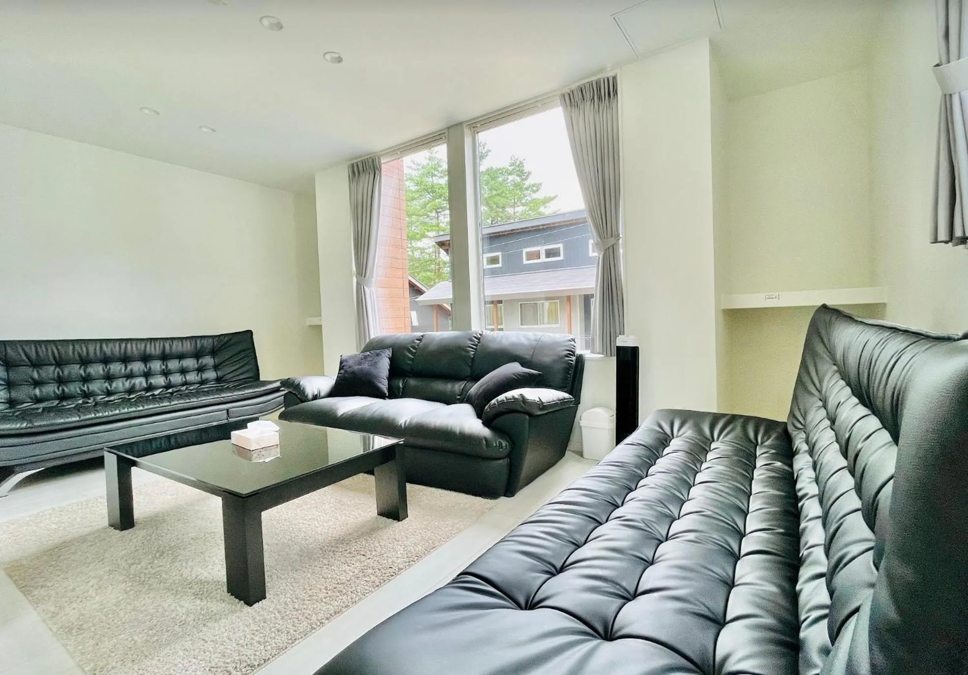 Living room in Neverland Chalet