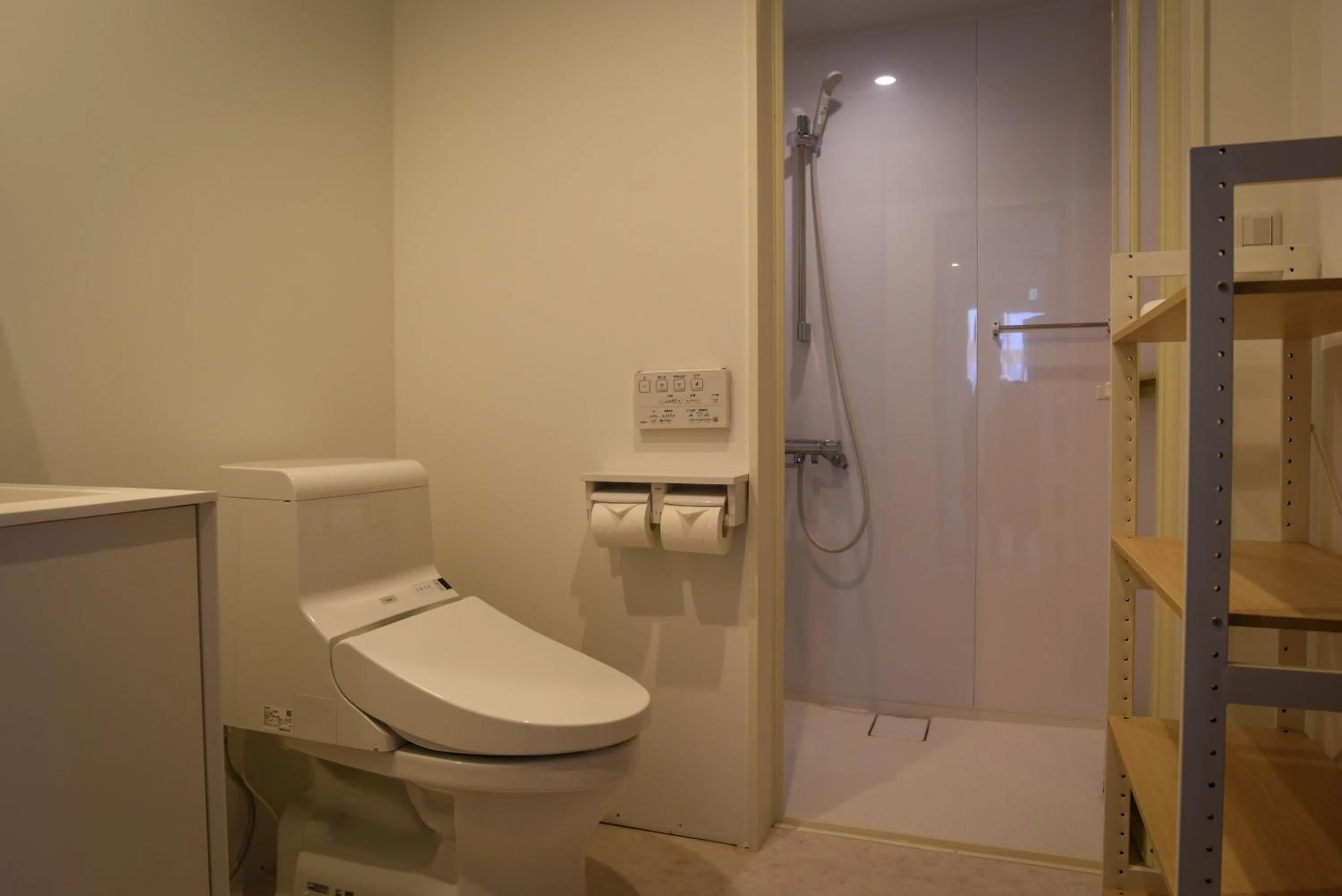 Shower in Neverland Chalet