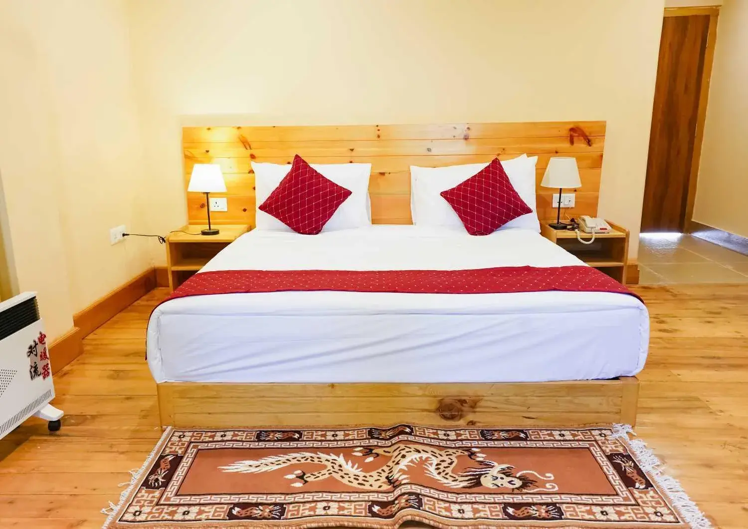 Deluxe Room - single occupancy in Shomo Chuki Resort Deluxe Room - single occupancy in Shomo Chuki Resort