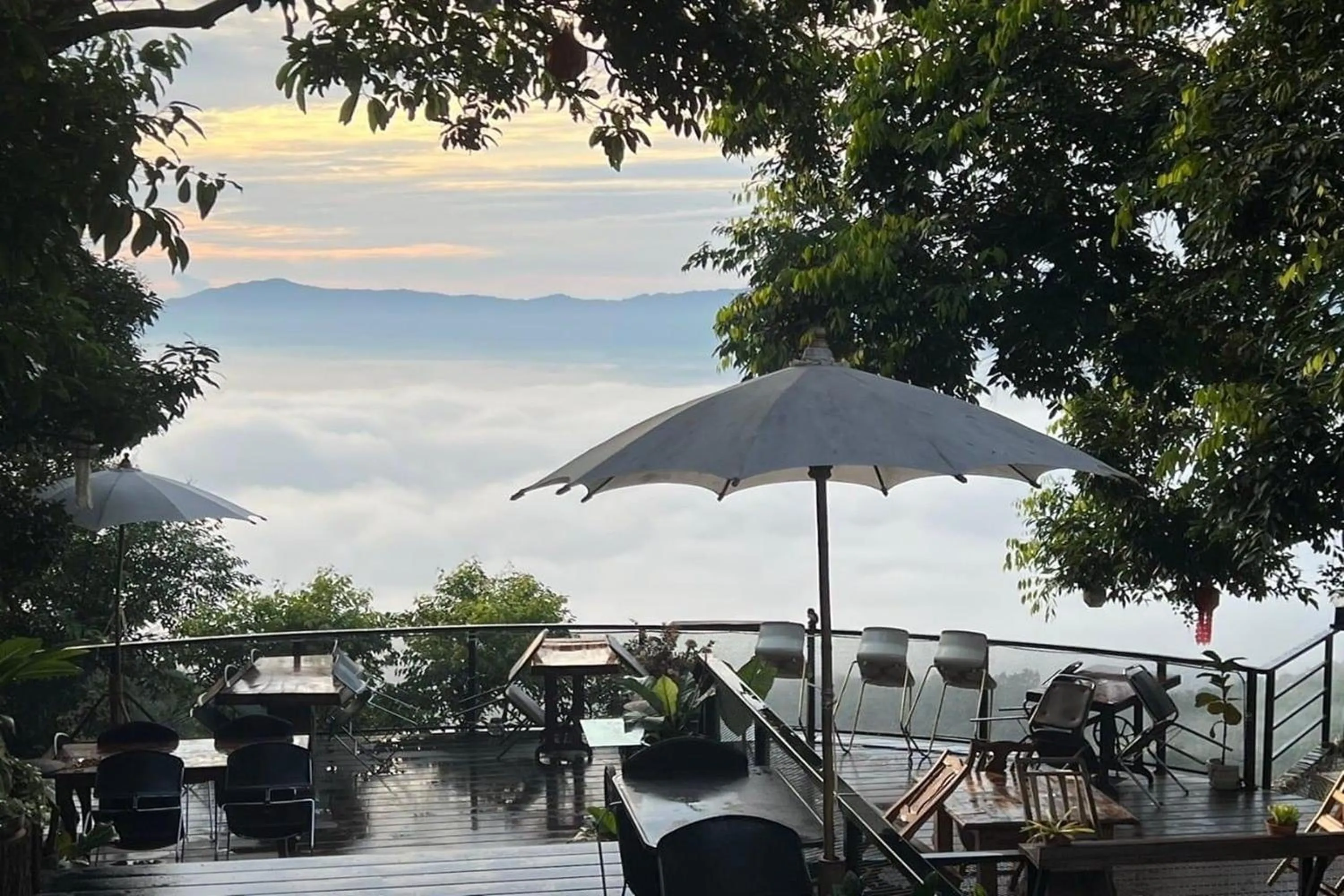 Mountain view in Kuan Khan Lao The Nine Bistro ควนคานหลาว เดอะไนท์ บิสโทร