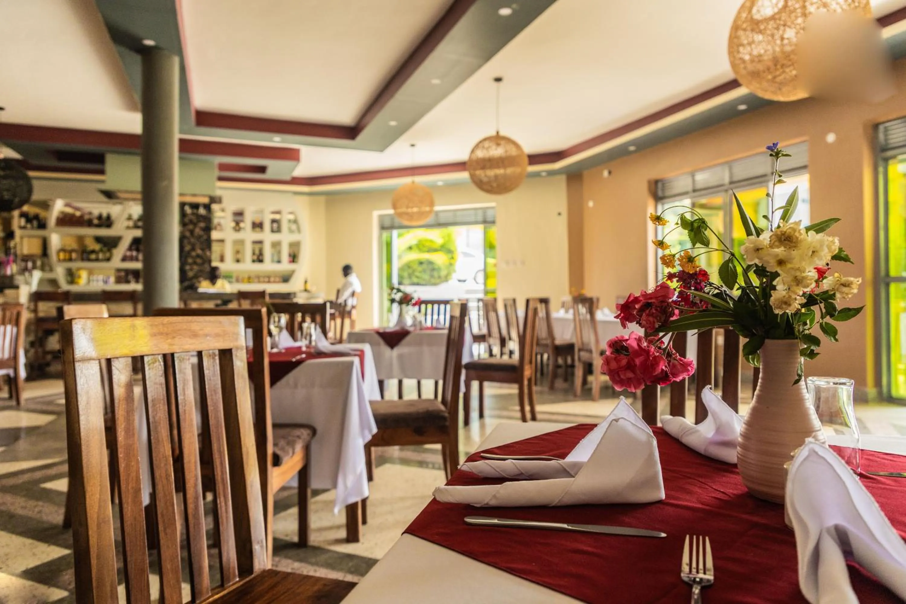 Restaurant/places to eat in Ekhaya Crescent Hotel