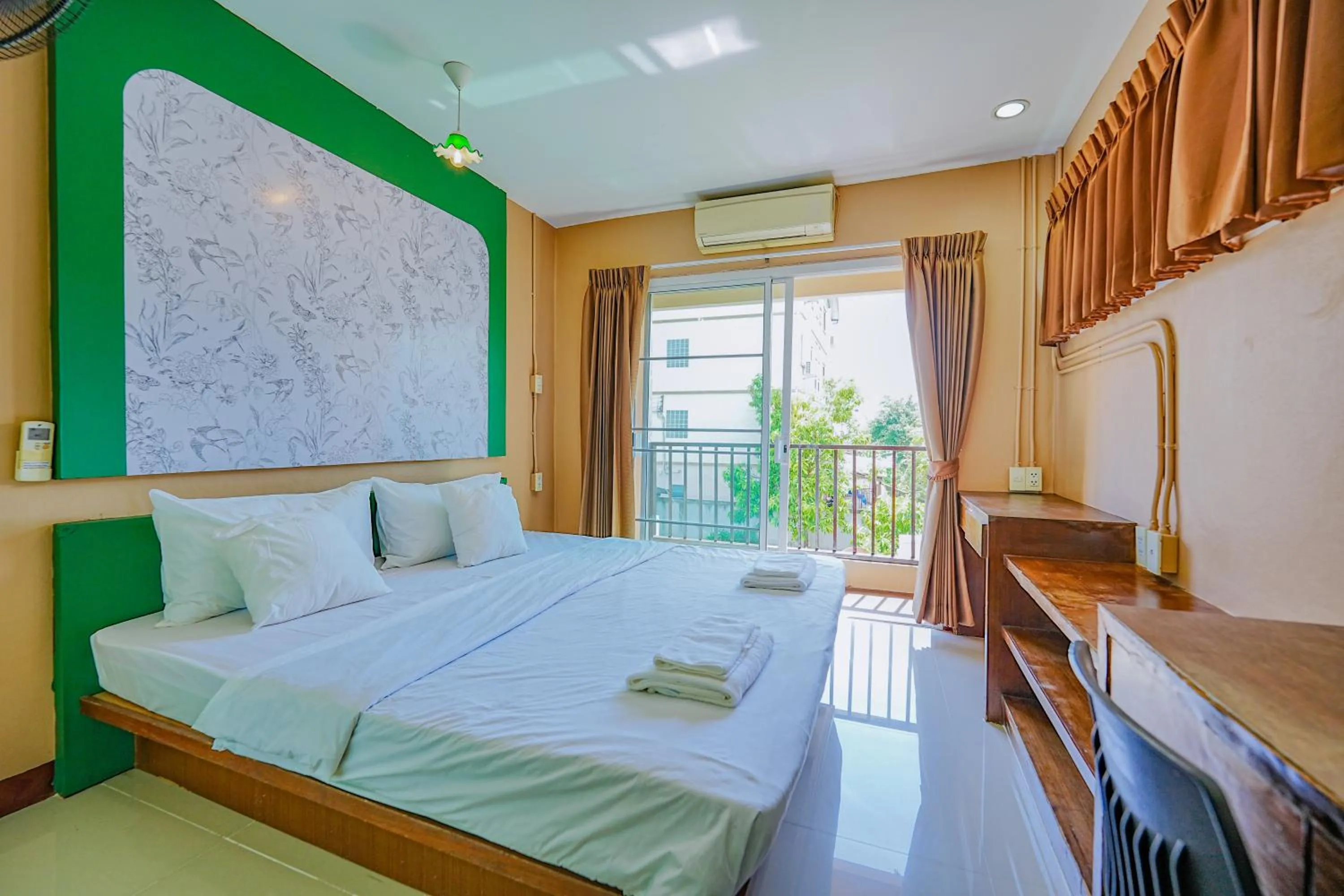 Bed in Kaysorn Residence and Guest House