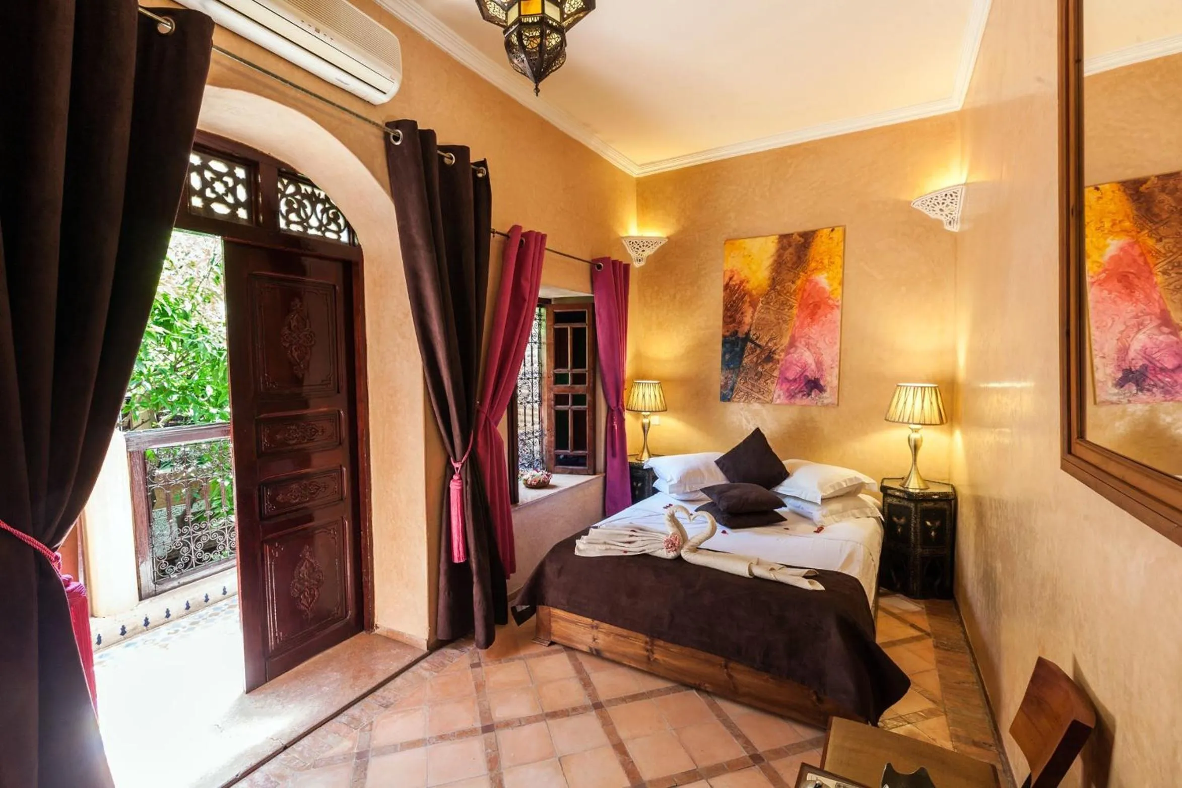 Bed in Riad Louaya