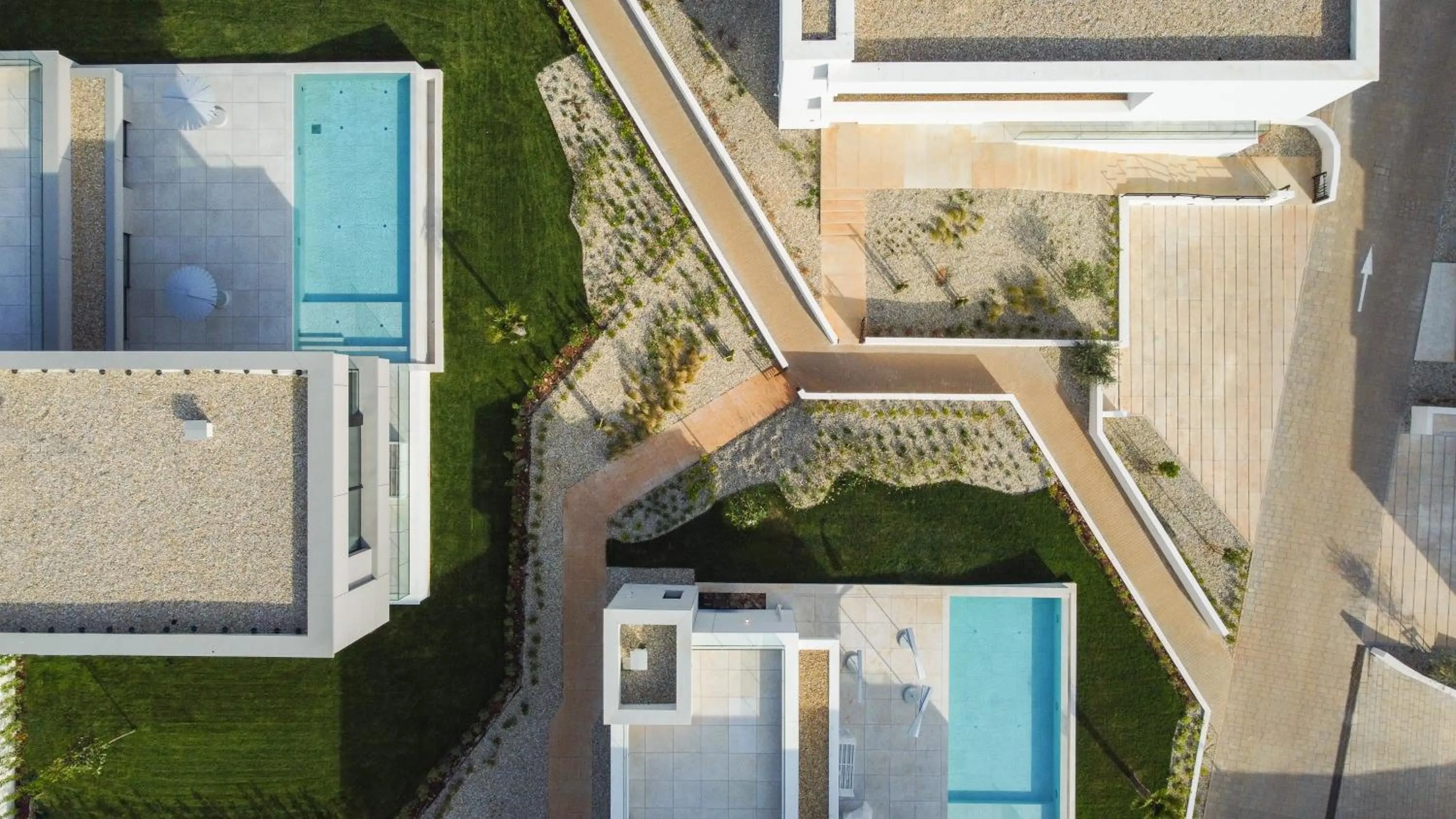 Property building in LIOQA Resort