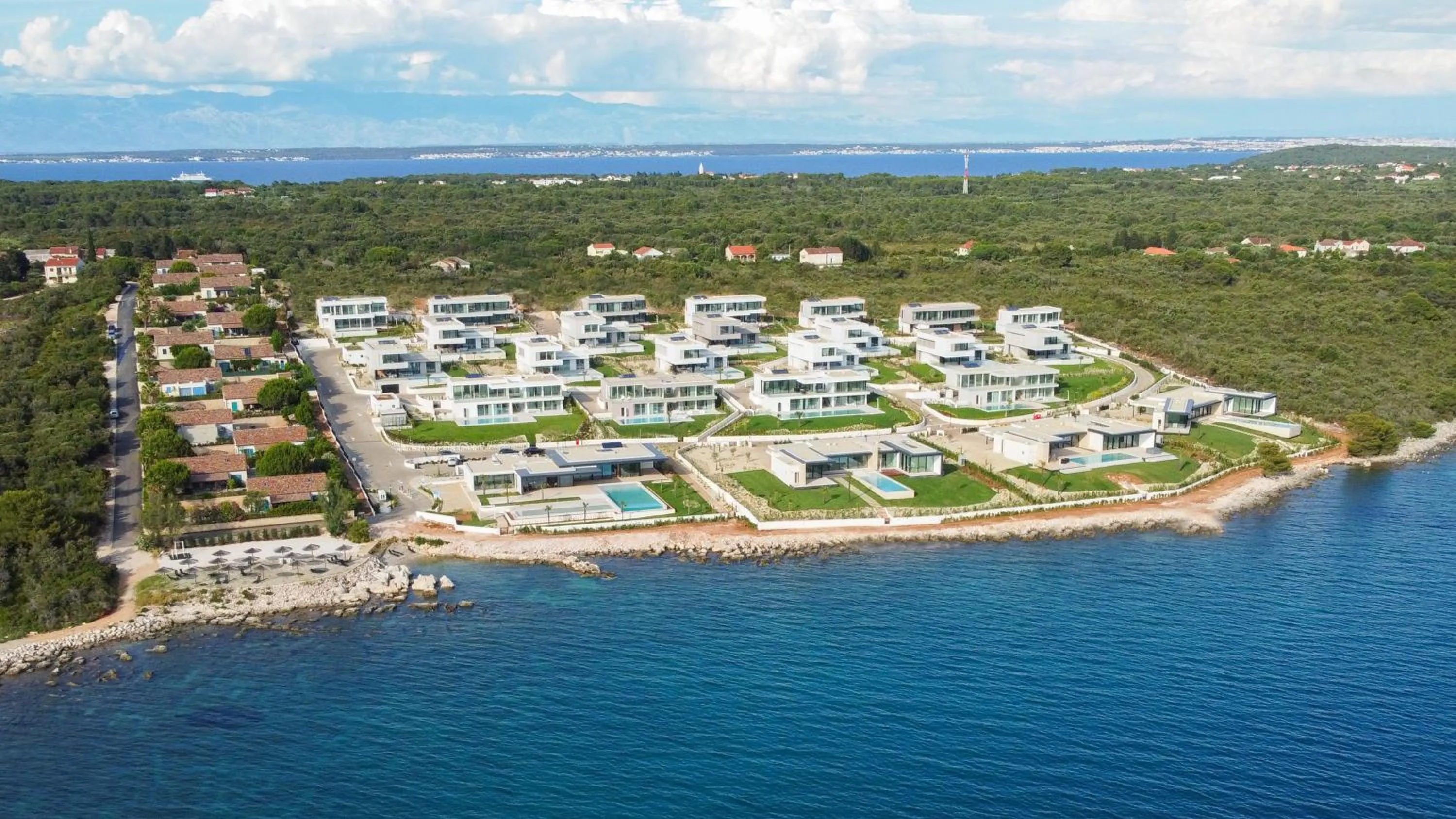 Property building in LIOQA Resort