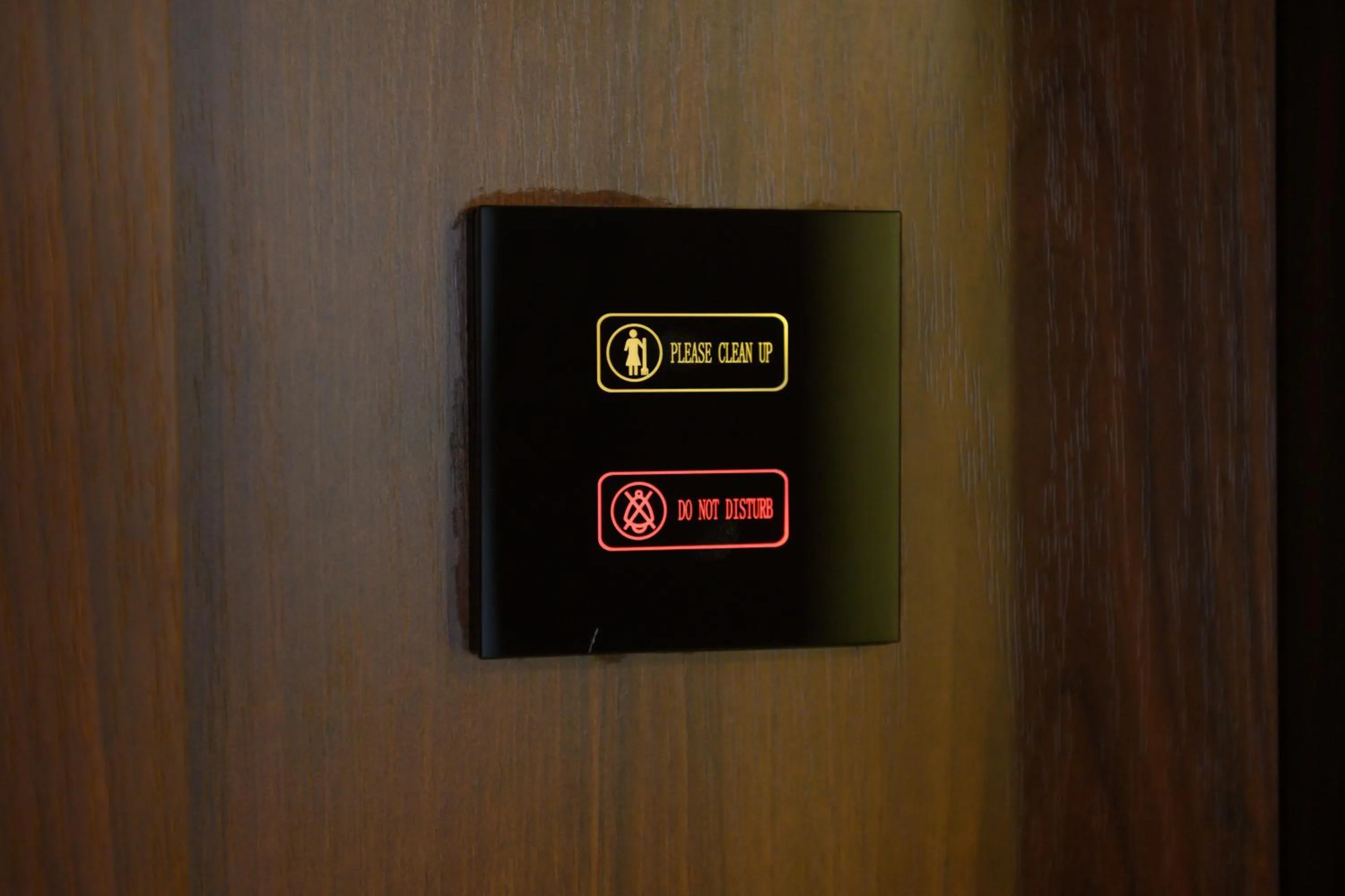 Property building in Hotel Macedonia Square