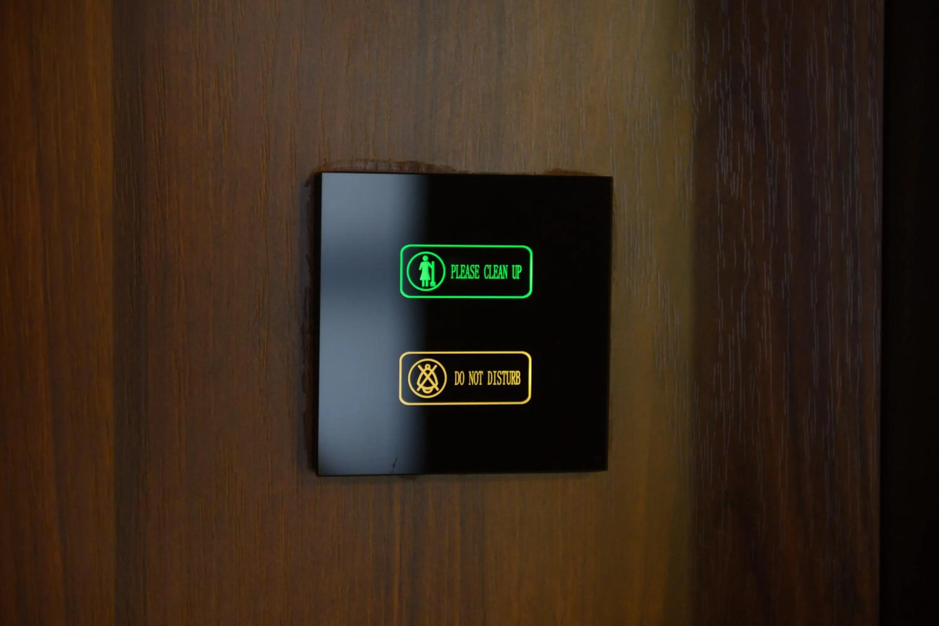 Property building in Hotel Macedonia Square