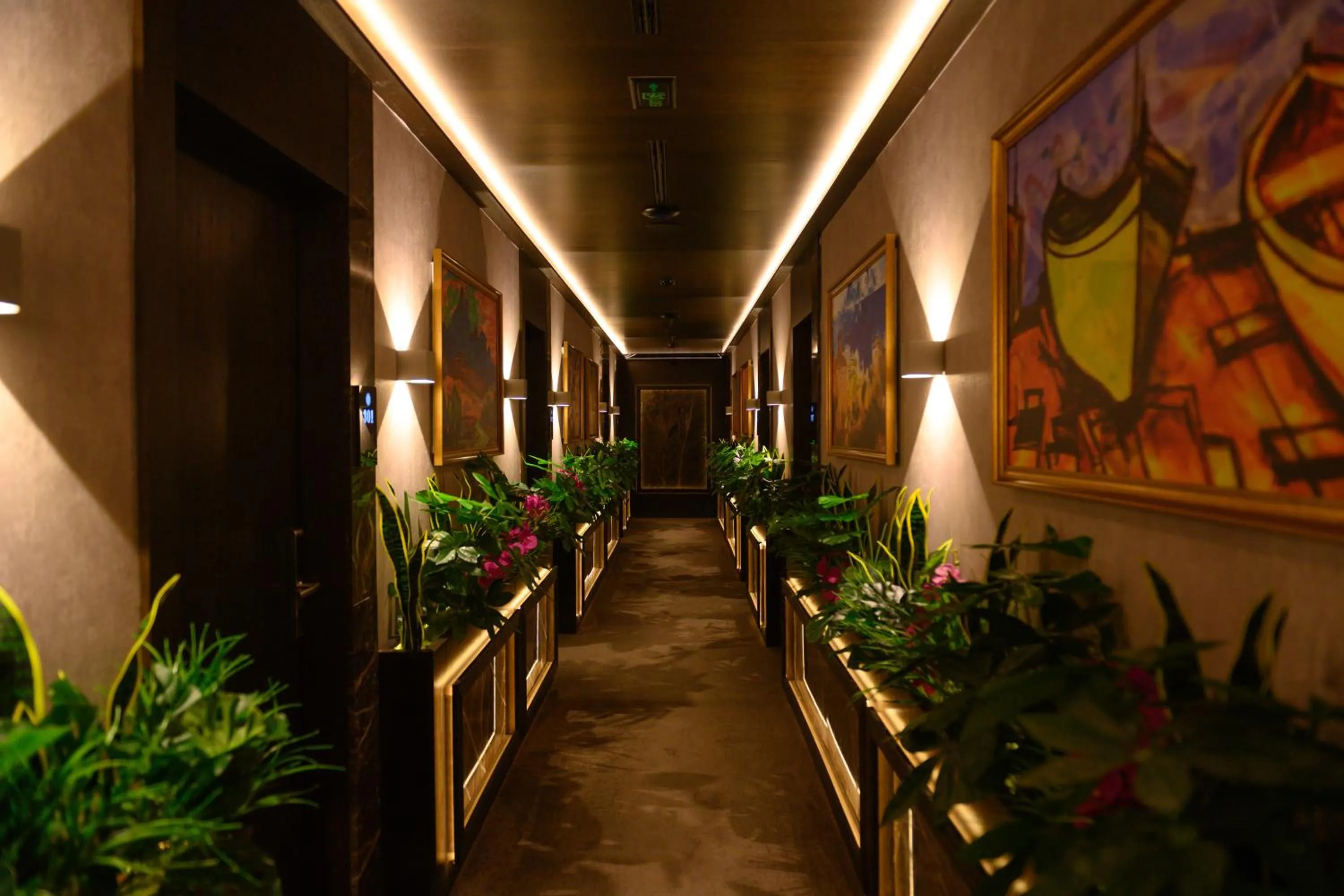 Property building in Hotel Macedonia Square