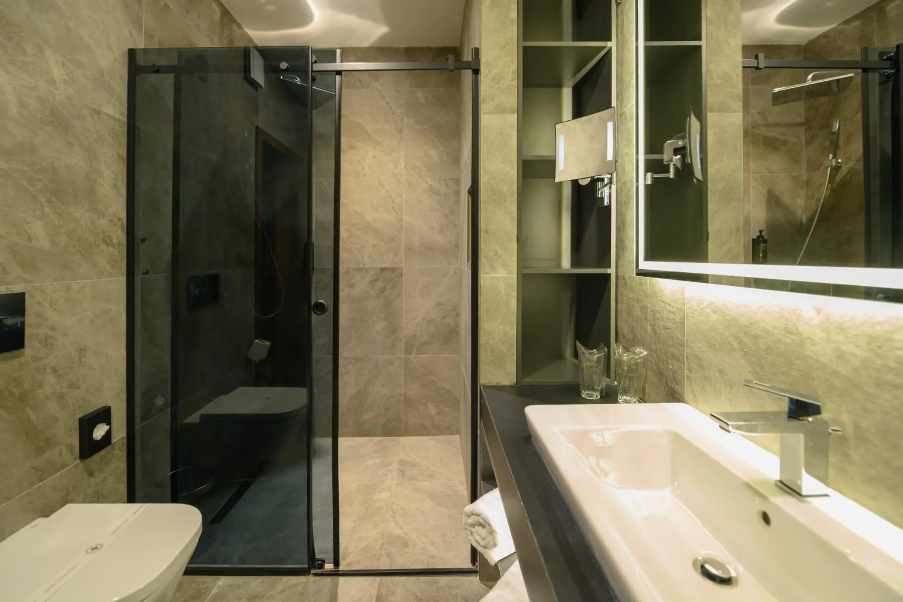 Standard Double Room - single occupancy in Hotel Macedonia Square Standard Double Room - single occupancy in Hotel Macedonia Square