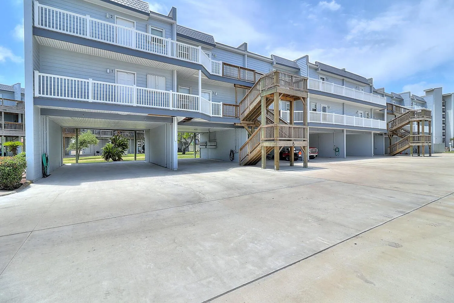 Other in Bay Tree B4