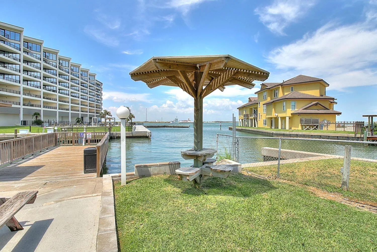 Other in Bay Tree B4