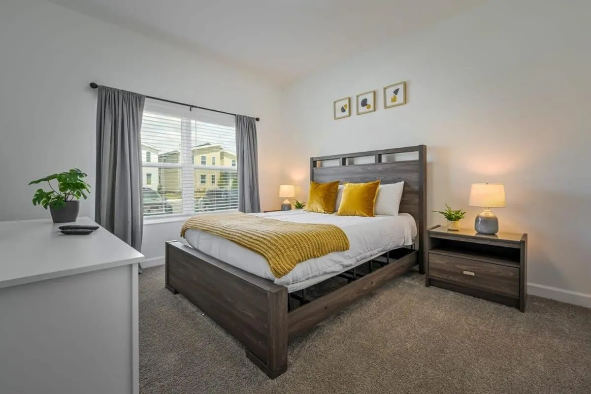 Bed in Brand new home themed bedrooms prime location