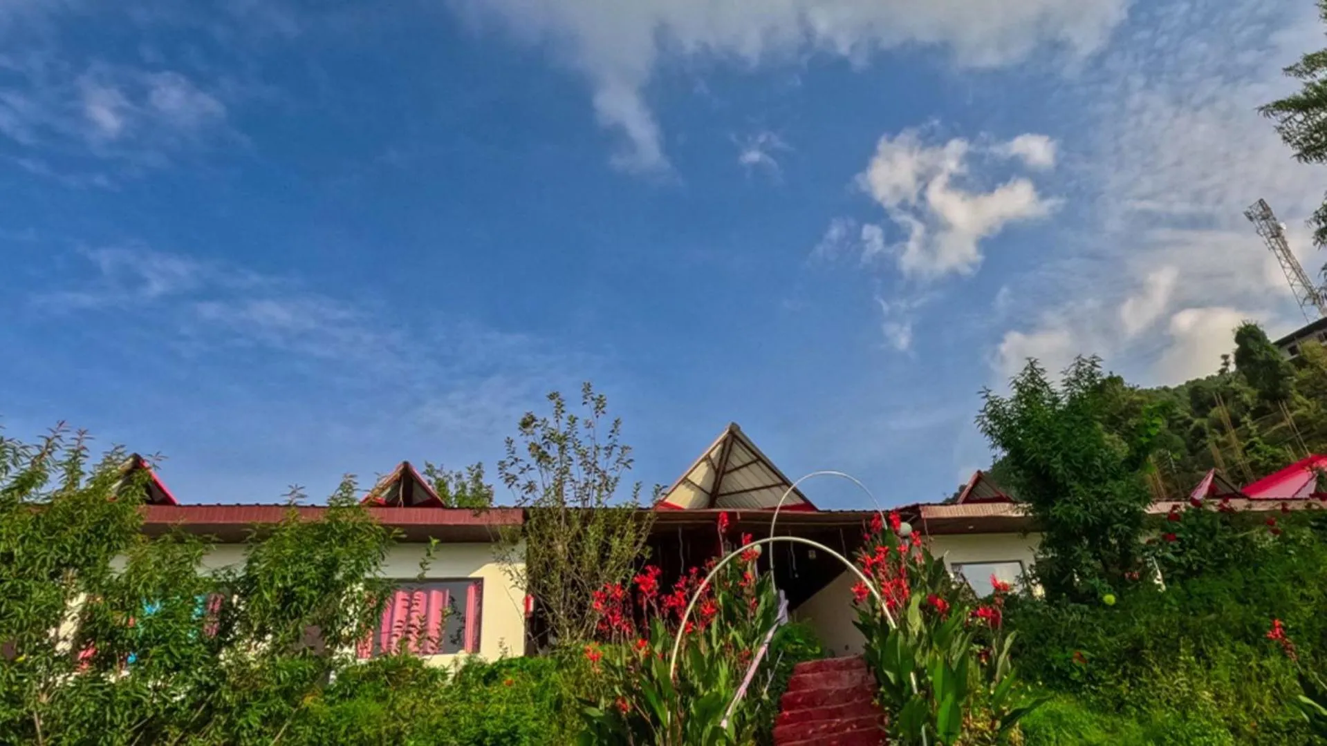 Property building in Haut Monde King's Paradise Resort