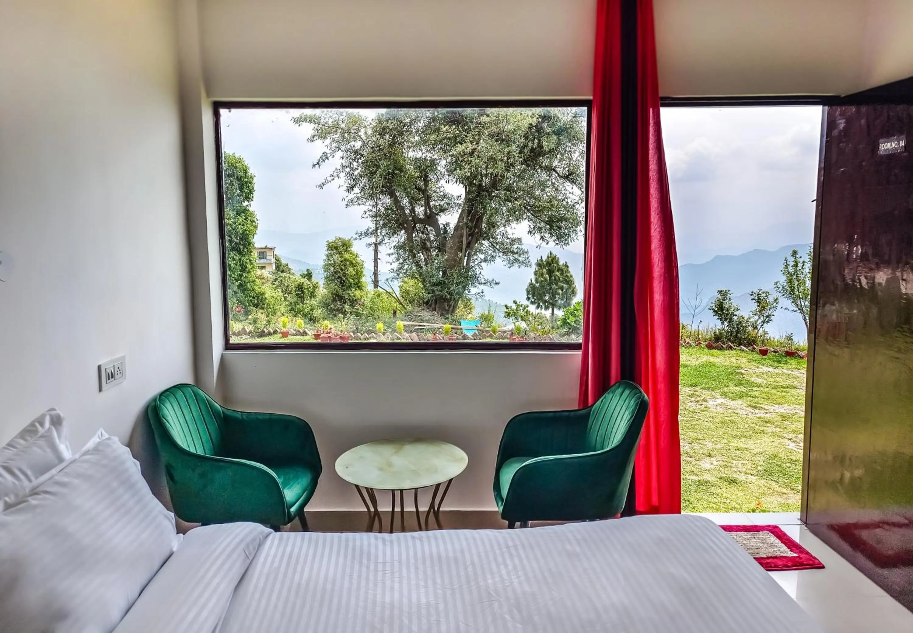 Bedroom in Haut Monde King's Paradise Resort