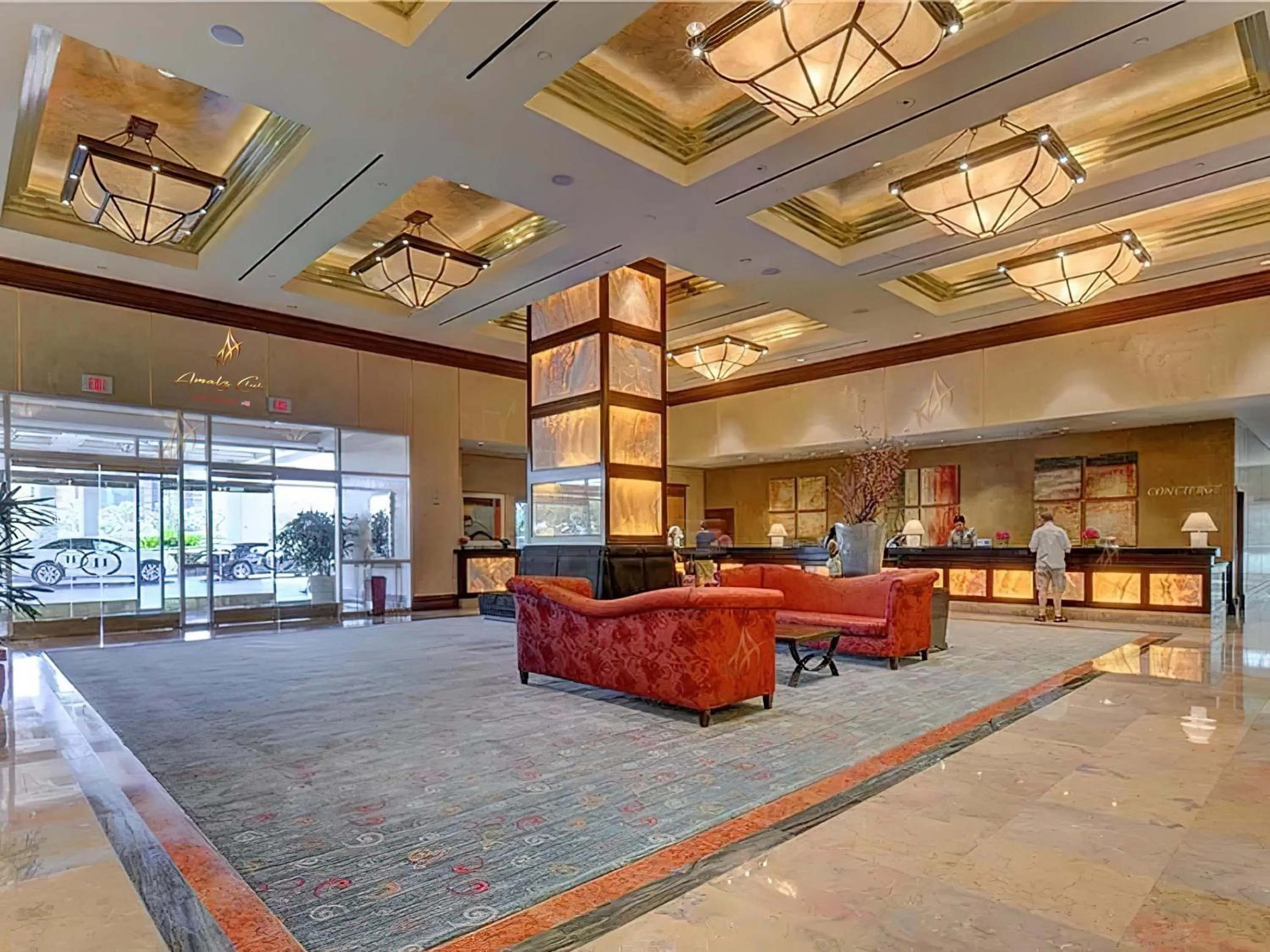 Lounge or bar in Amalz 2 Bedroom 3 Bathroom Balcony Suites at Mgm Signature !