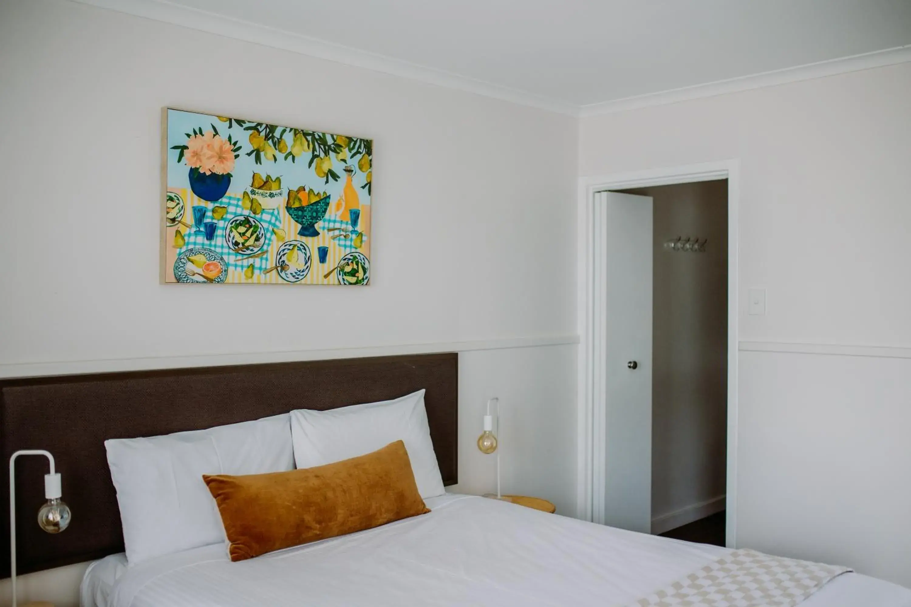 Queen Room with Spa Bath in PanCo Victor Harbor Queen Room with Spa Bath in PanCo Victor Harbor