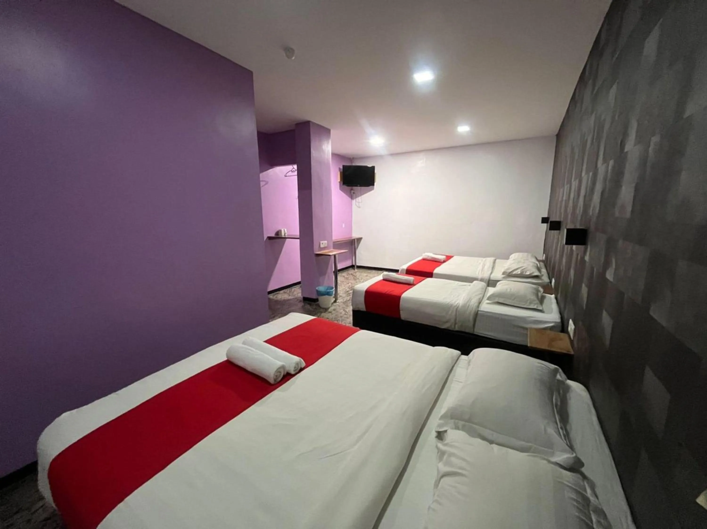 Bedroom in Capital O 89333 Musse Hotel