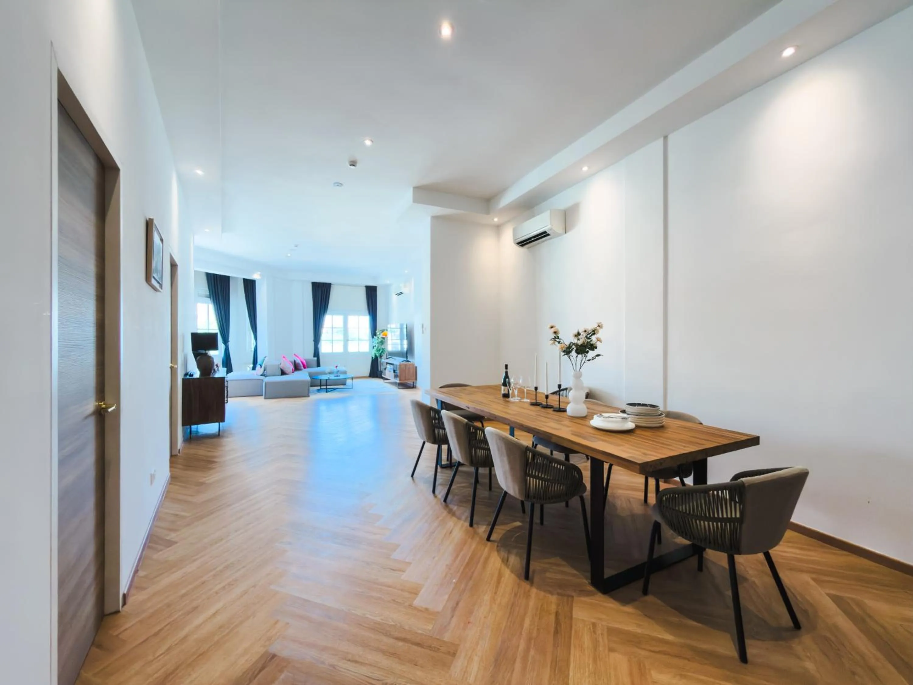 Living room in The White House - Serviced Residences by Cove & Belle Living