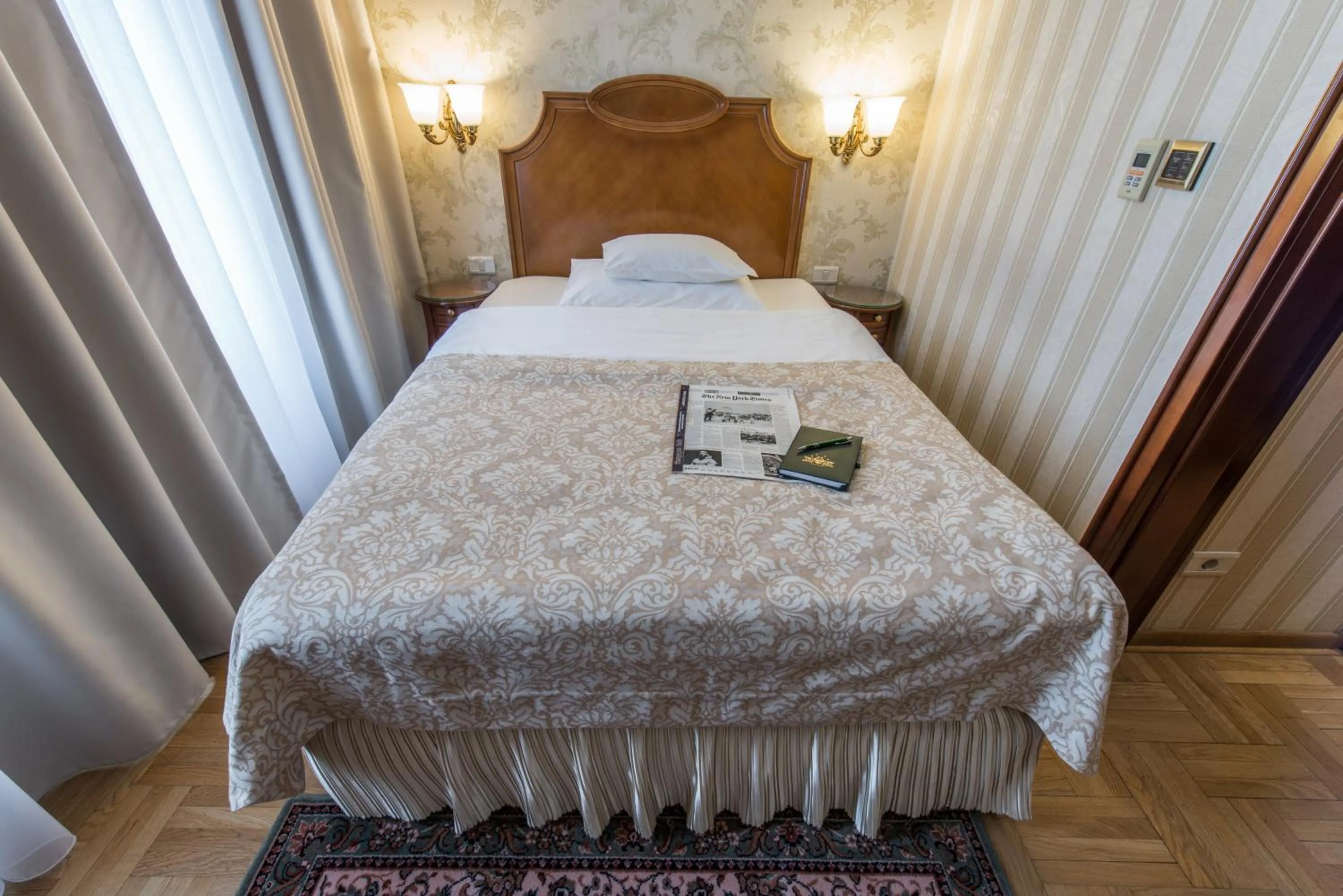 Bed in Hotel Moskva