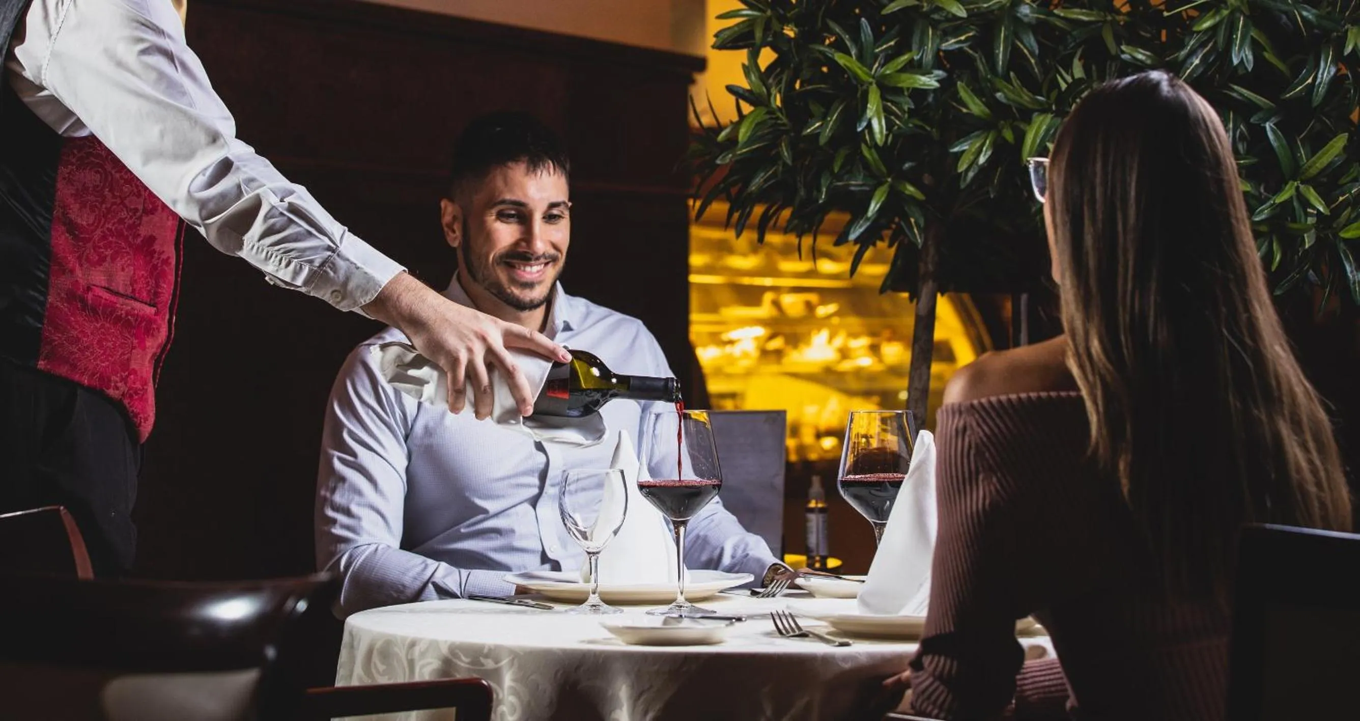 Restaurant/places to eat in Hotel Moskva