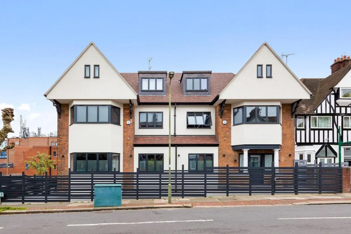 Stylish Studio Apt By Stay Smart Short Lets & Serviced Accommodation Woodstock With Free WiFi