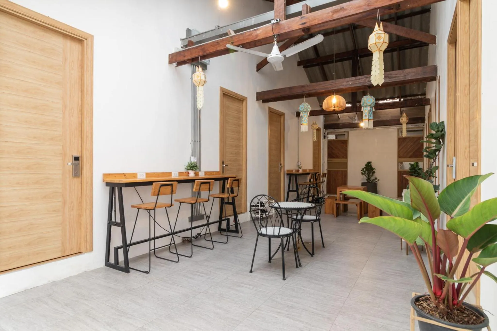 SherVa101 Home and Hostel