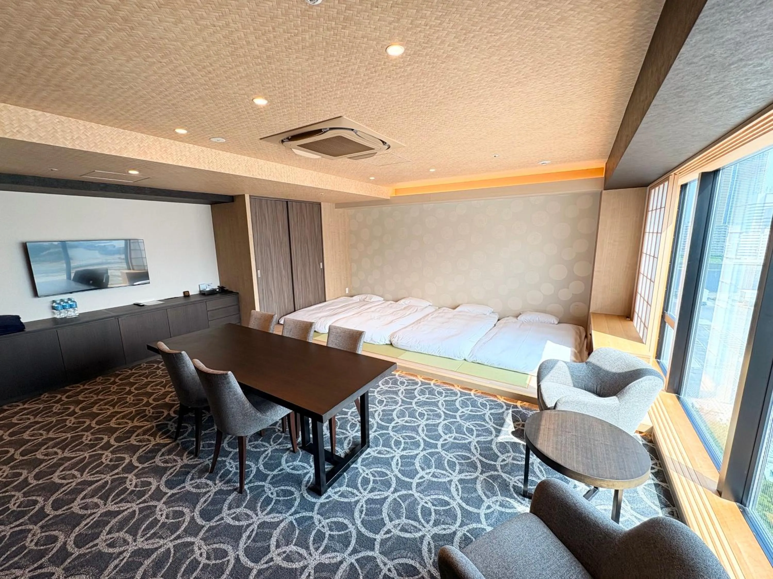 Bed in Tosei Hotel Cocone Tsukiji Ginza Premier