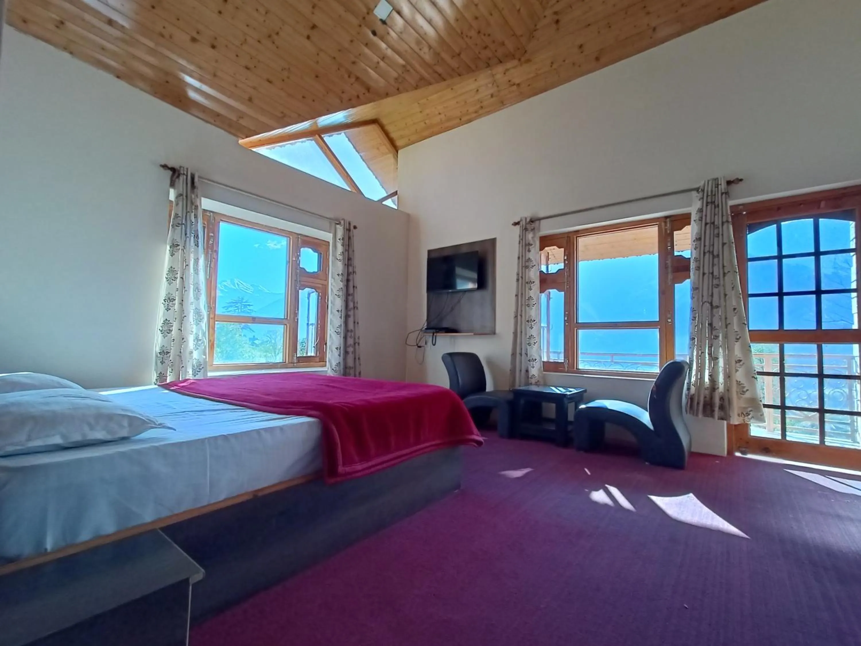 Bedroom in Shepherd Inn the Hill