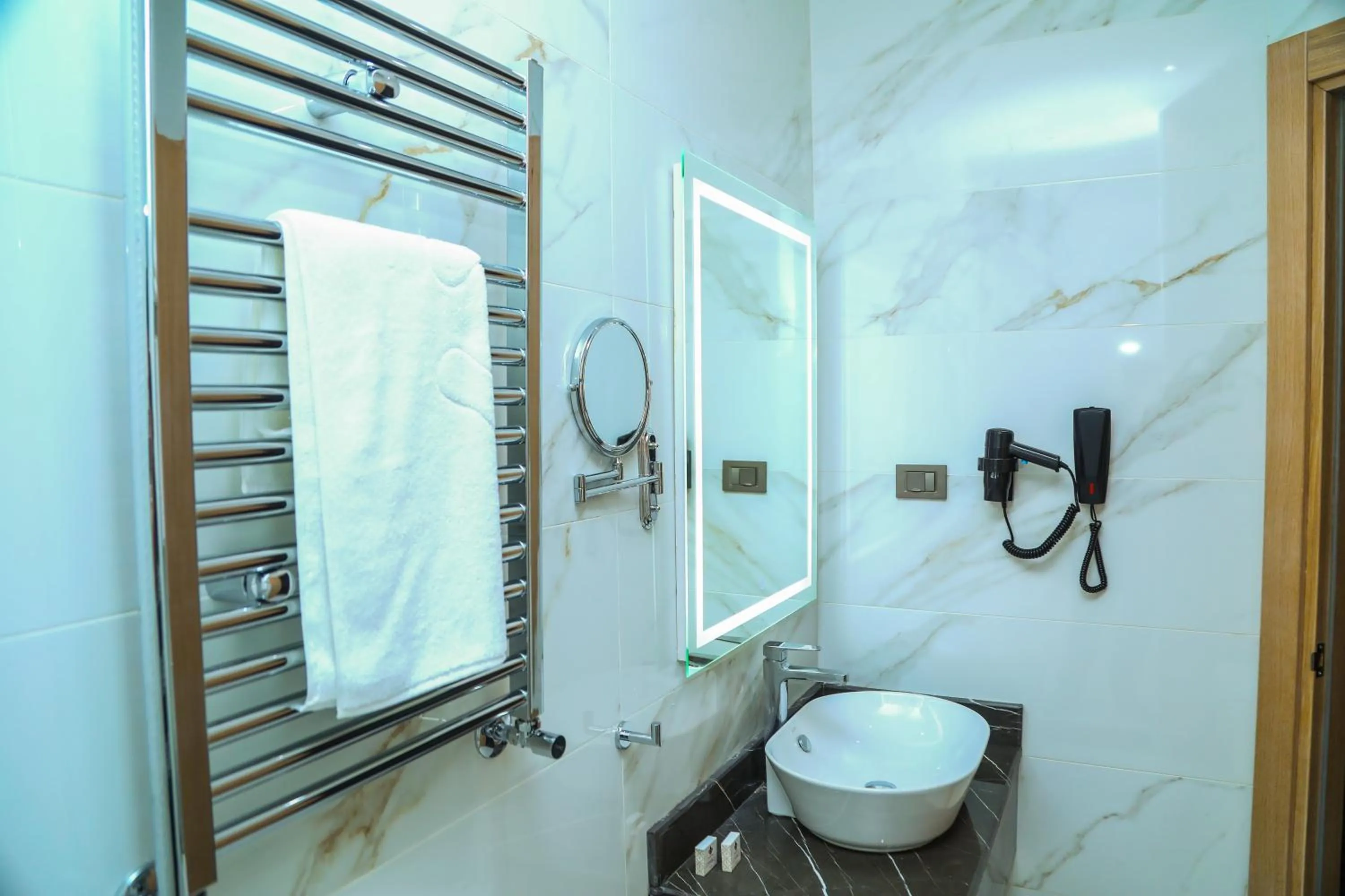 Shower in Iris Hotel Baku